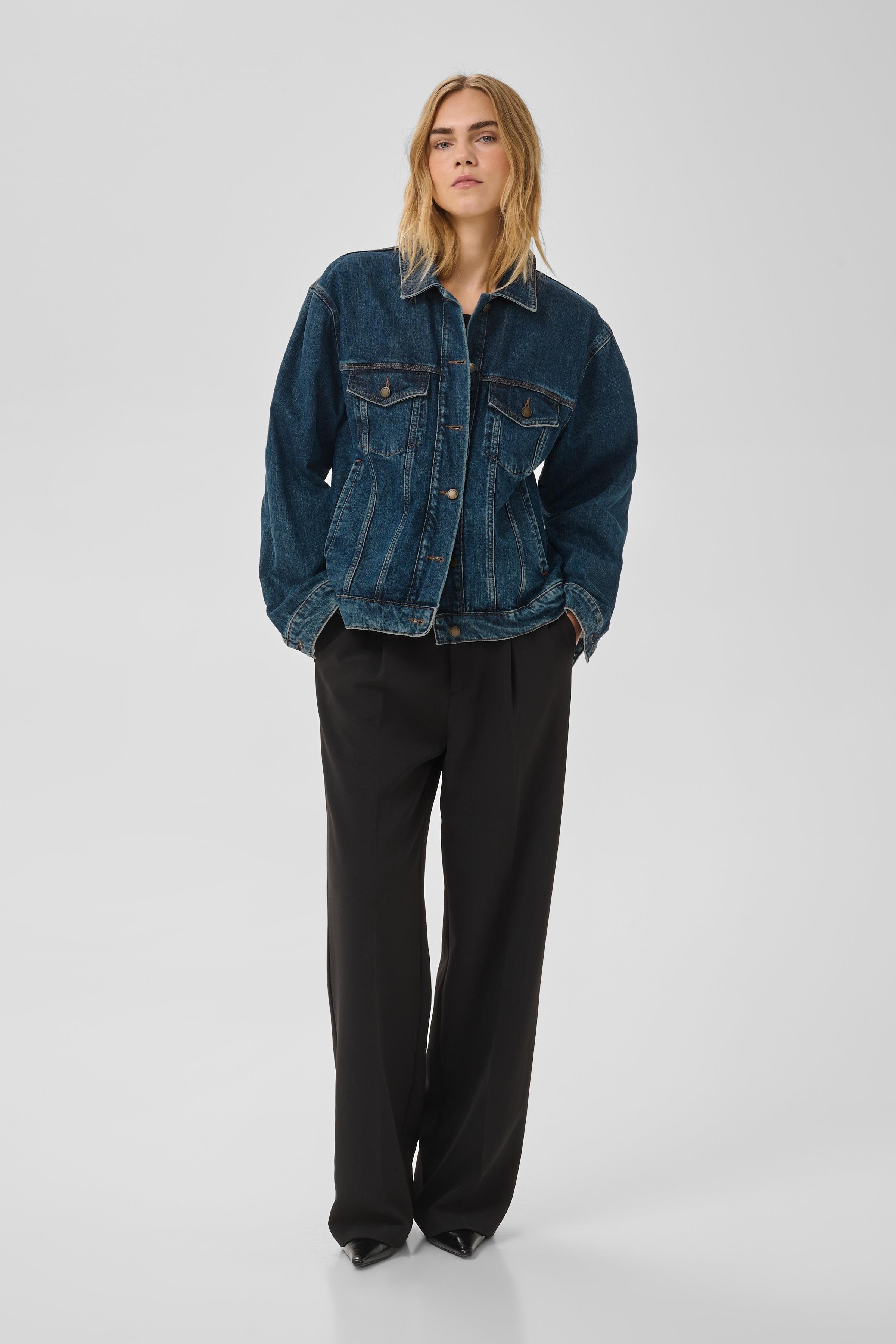 10 THE SOFI DENIM JACKET LOOKBOOK FRONT 10705599-100062