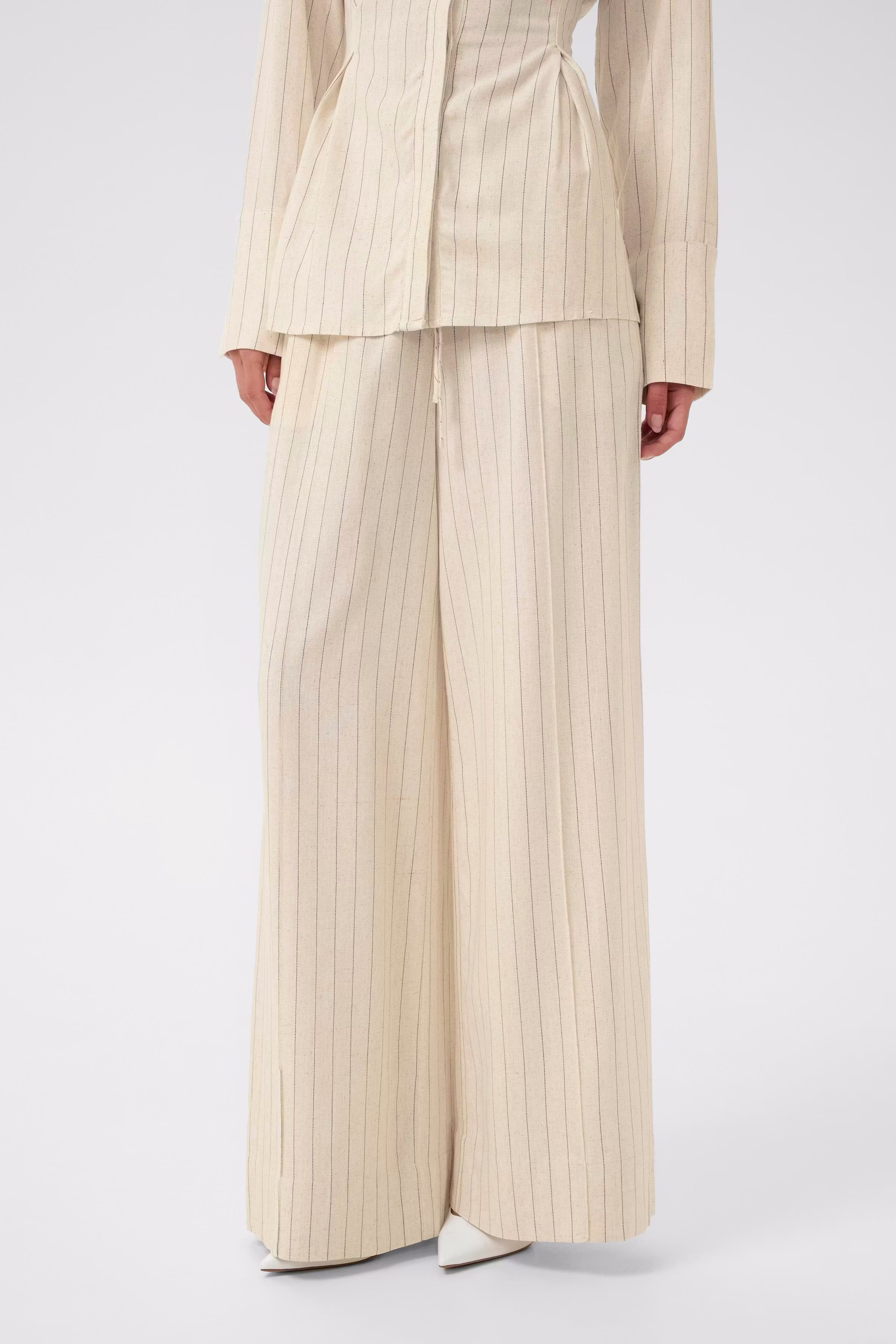 GZtascha Hose LOOKBOOK FRONT 10911047-109168