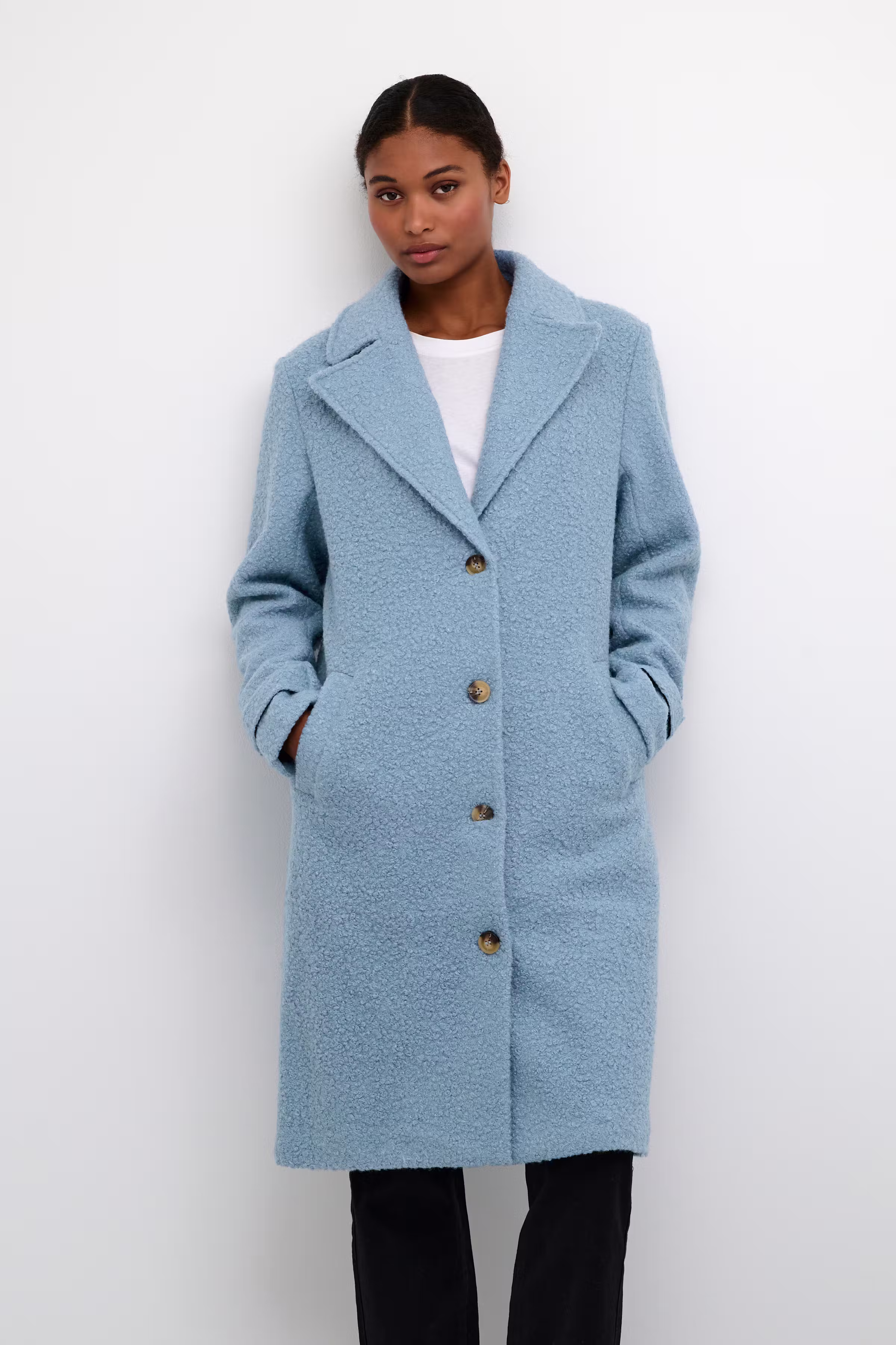 KAanne Coat LOOKBOOK FRONT 10506924-174021