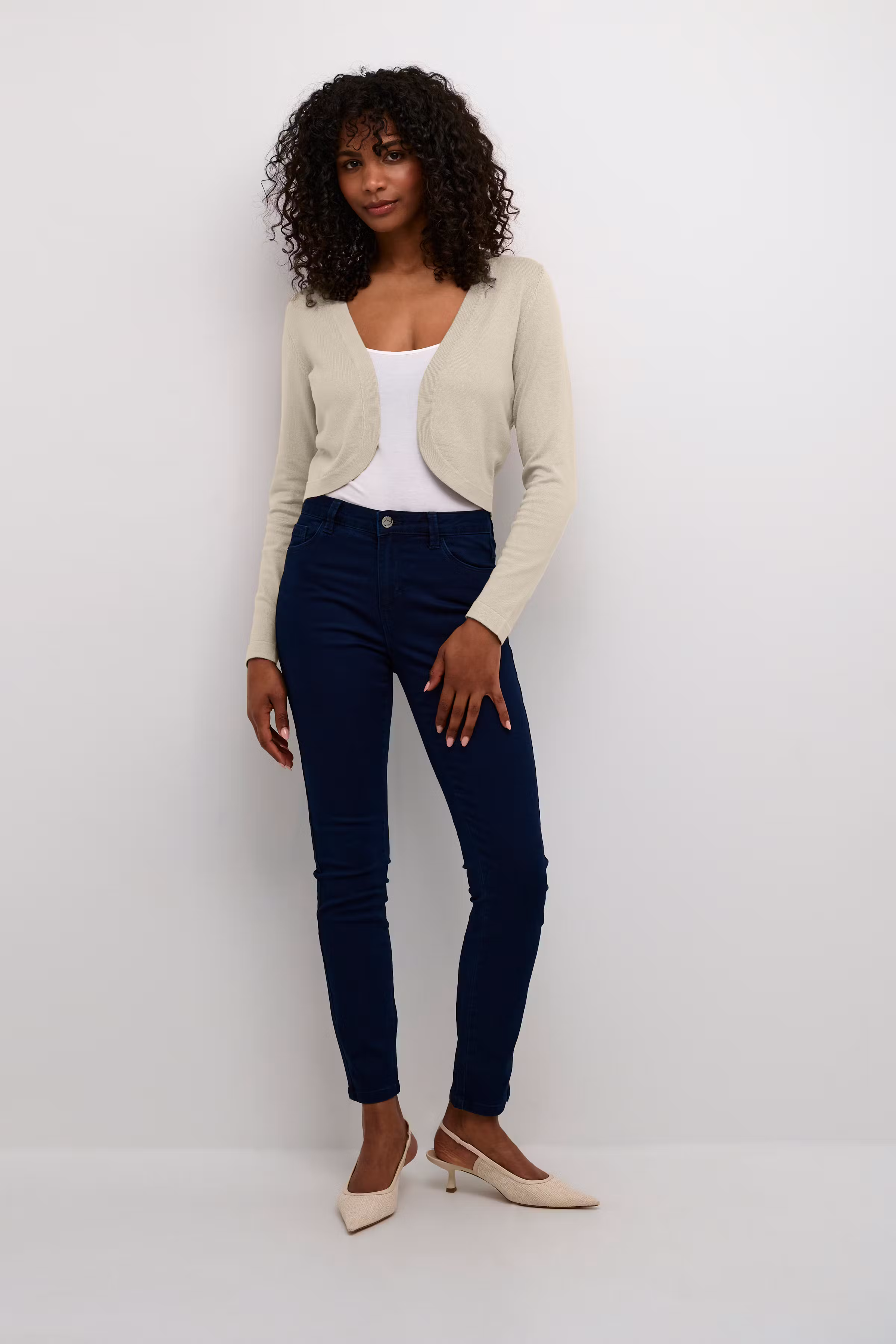 KAAstrid Bolero LOOKBOOK FRONT 500020-52213