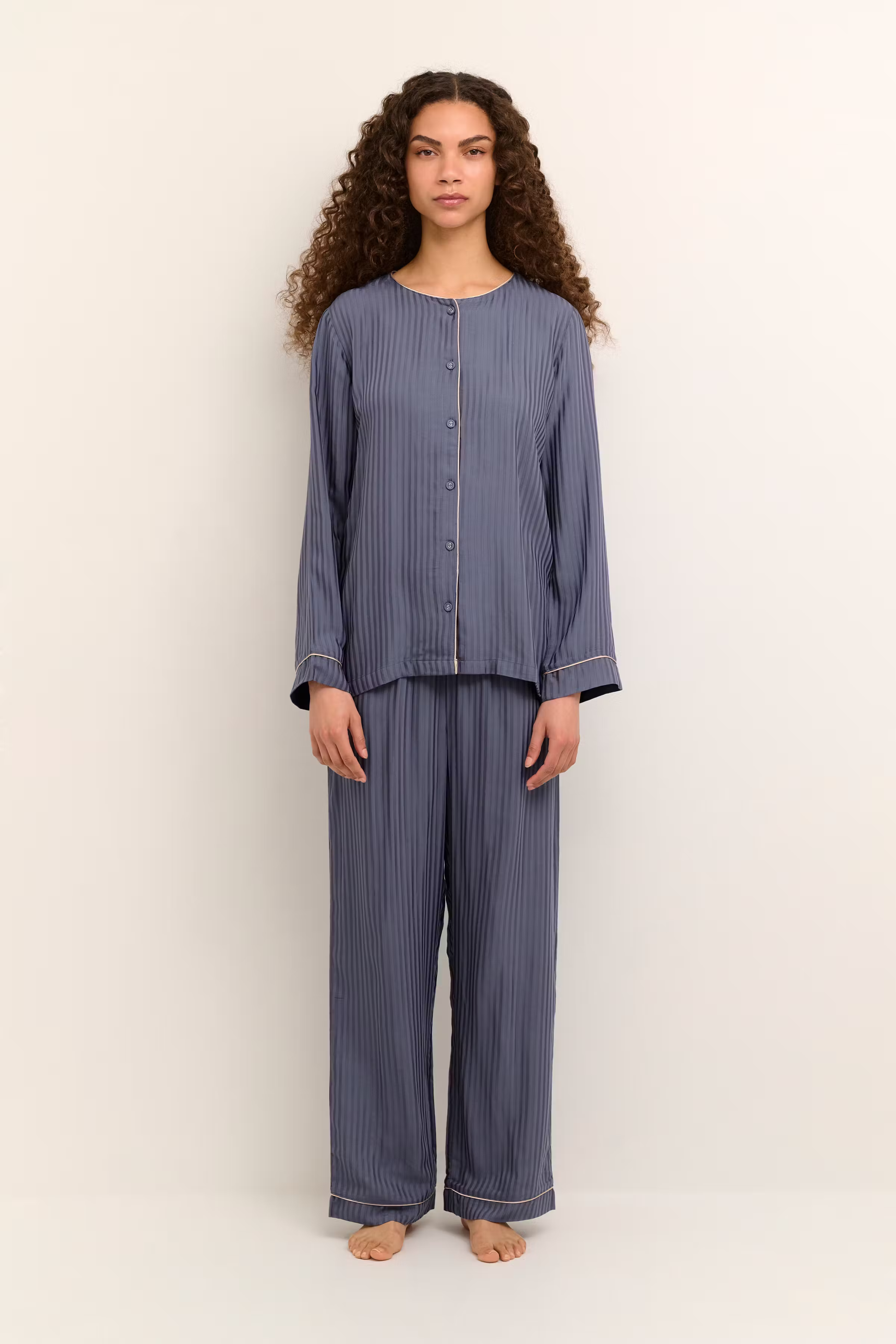 GalaxyKH Nachtmode LOOKBOOK FRONT 10104147-183912