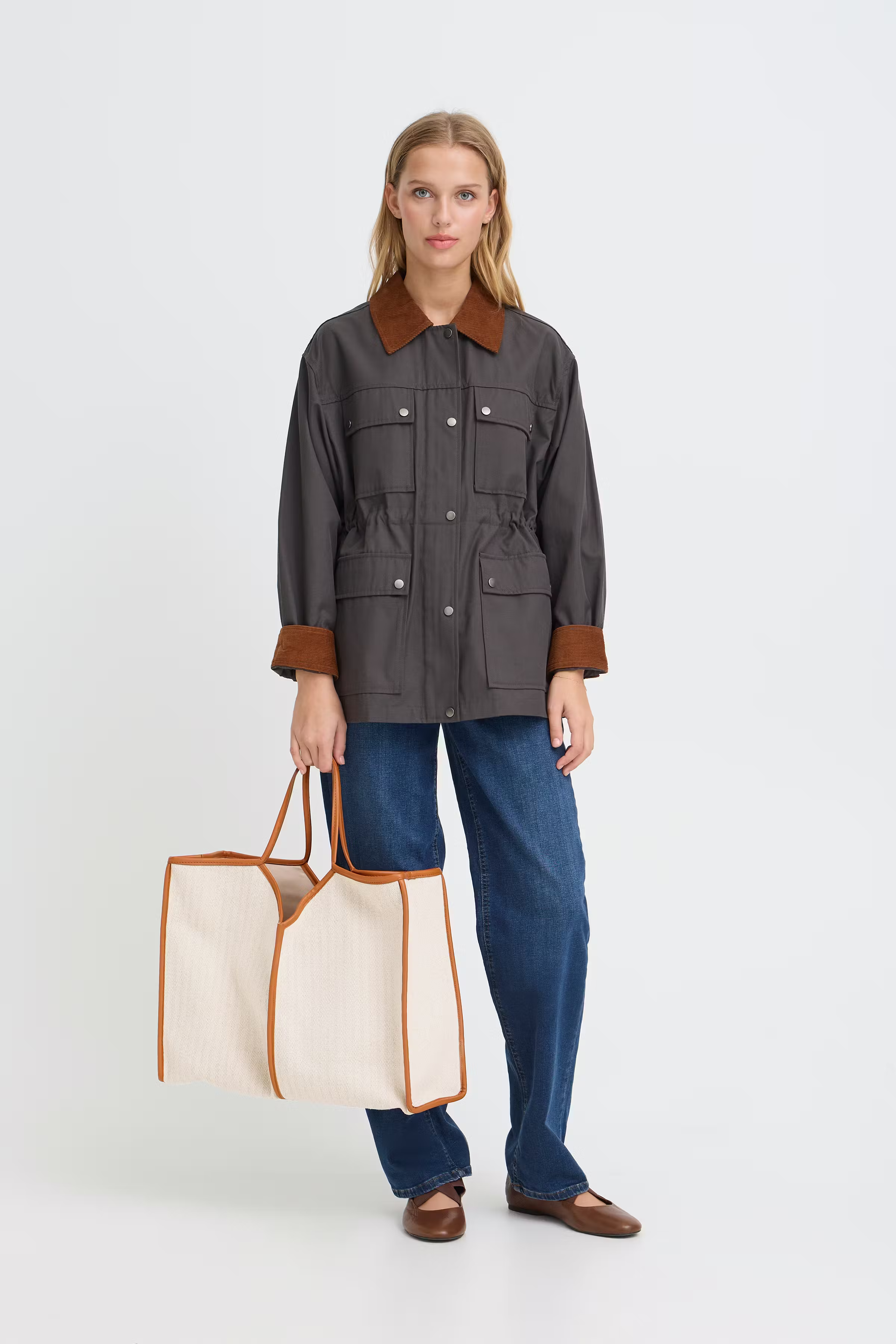 IAALICE Bag LOOKBOOK FRONT 20125304-151304