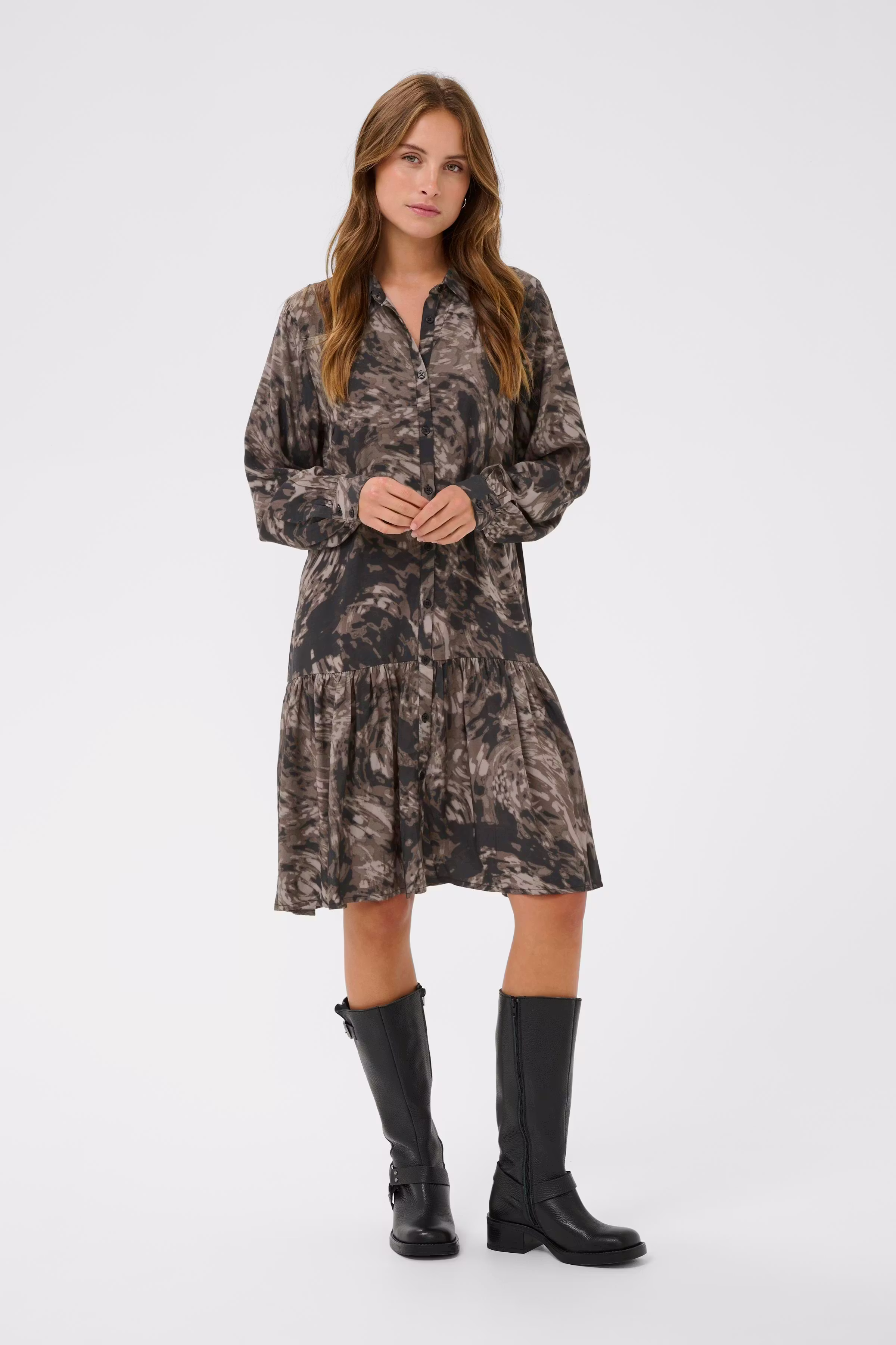 KAjamie Kleid LOOKBOOK FRONT 10510795-108502