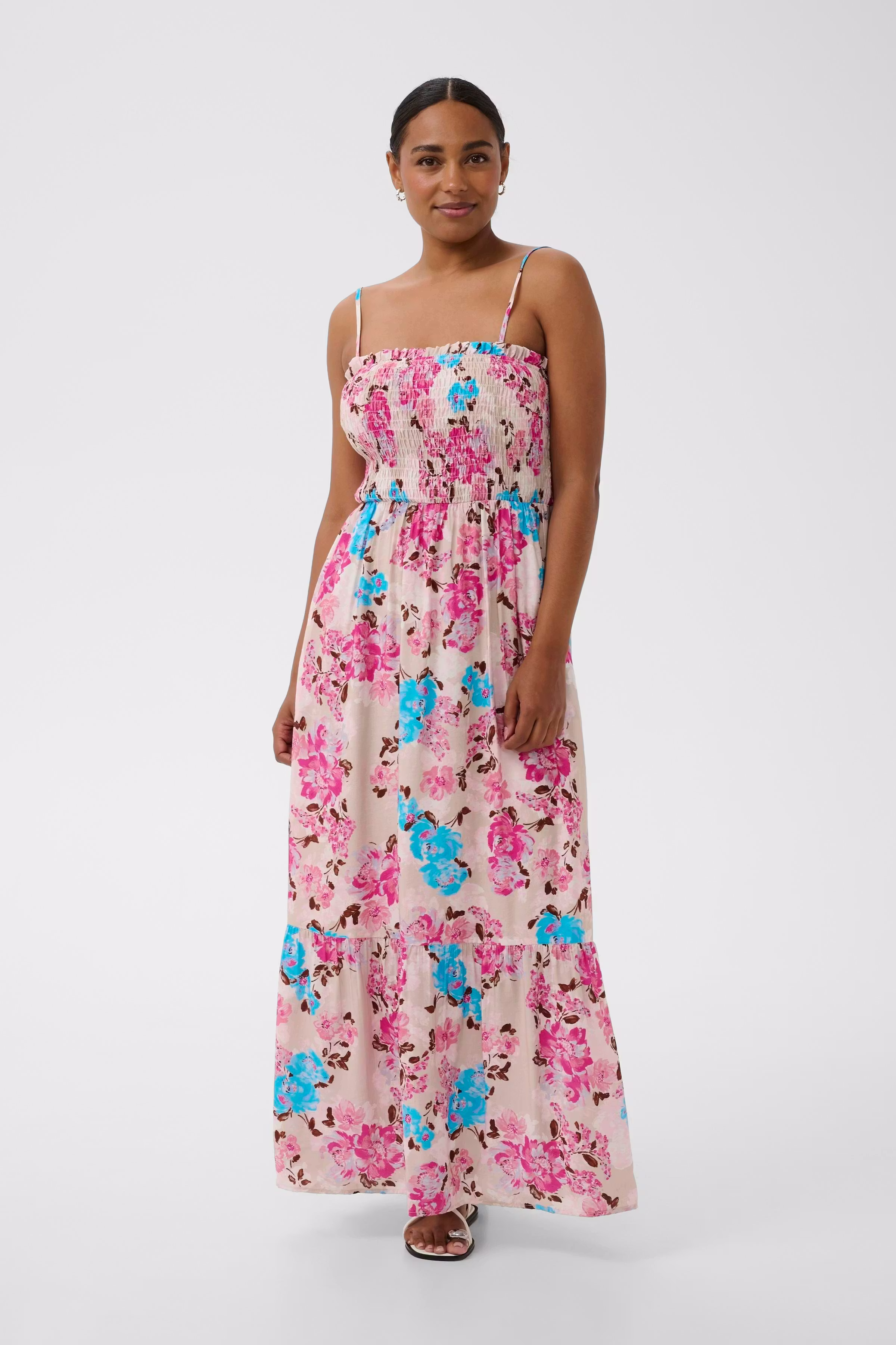 KAhaisley Dress LOOKBOOK FRONT 10511589-109324