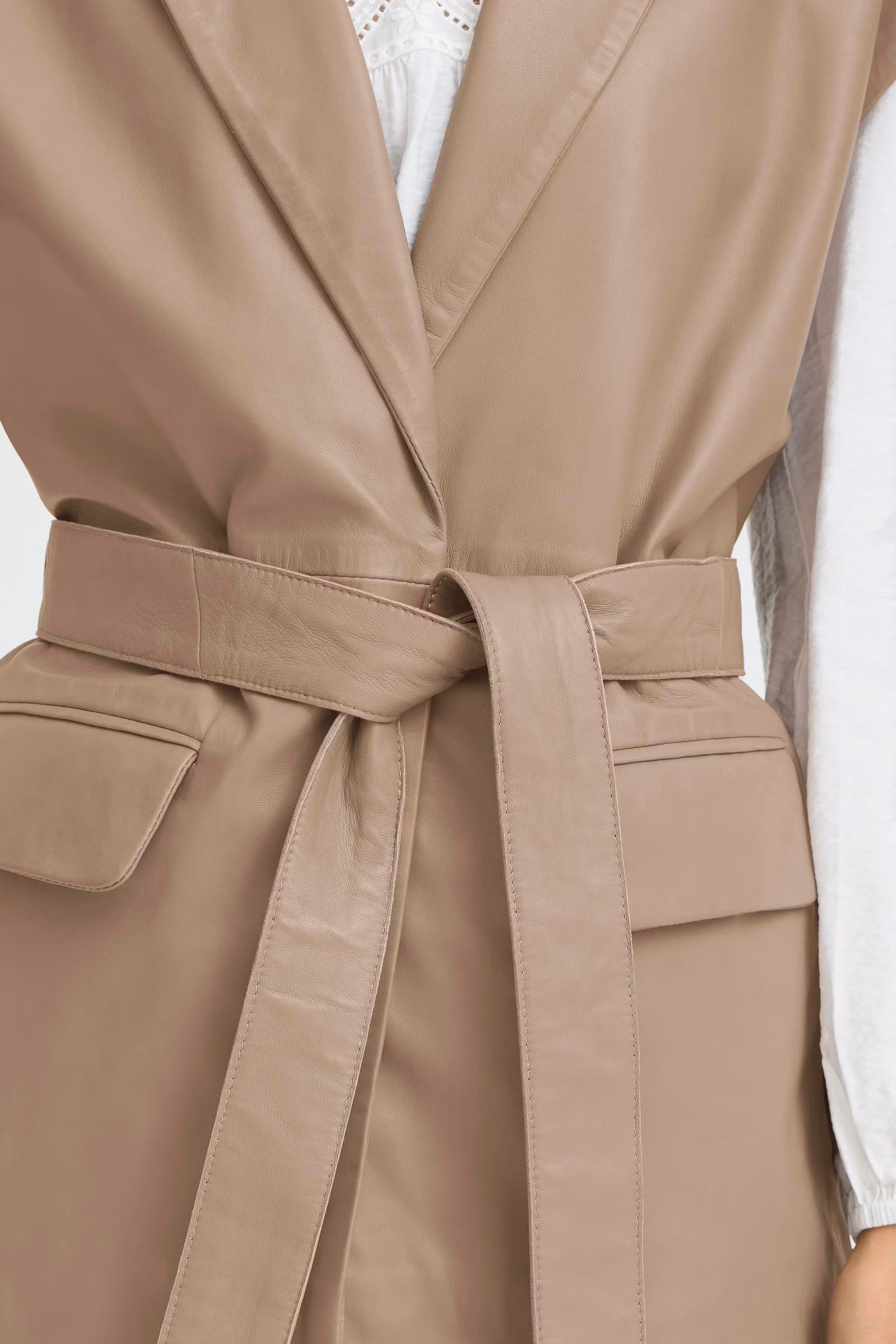 FRLEX Waistcoat LOOKBOOK DETAIL 20617516-171410