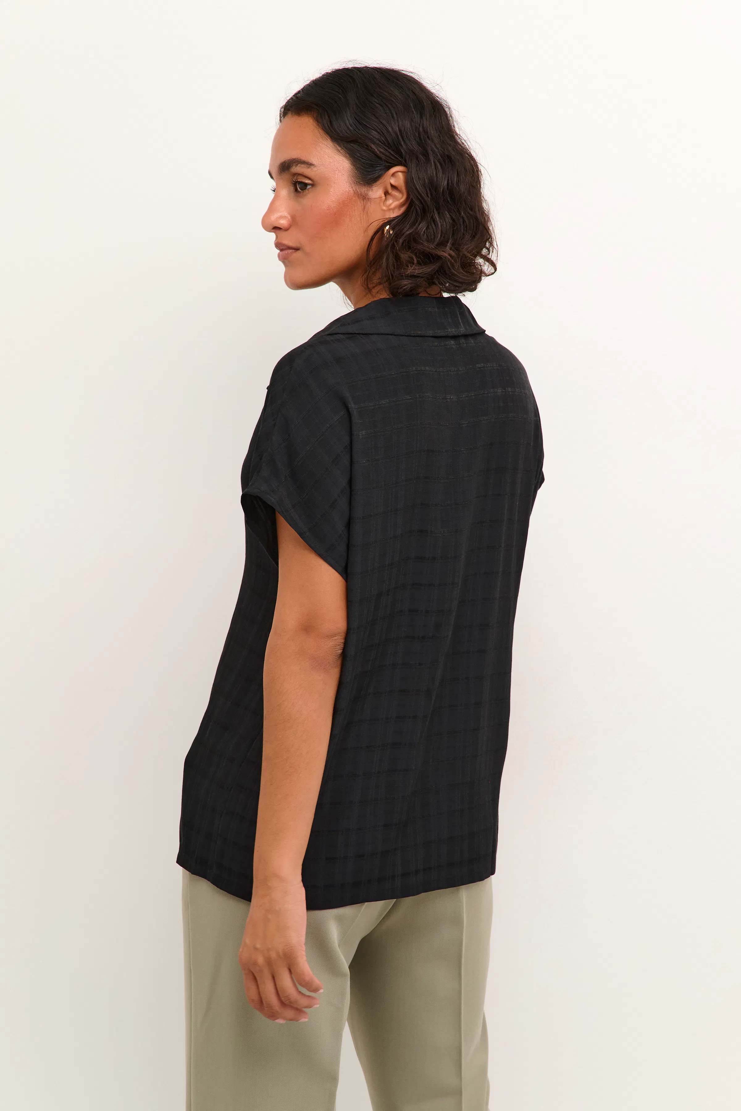 KAjuliane Bluse LOOKBOOK BACK 10508638-100121