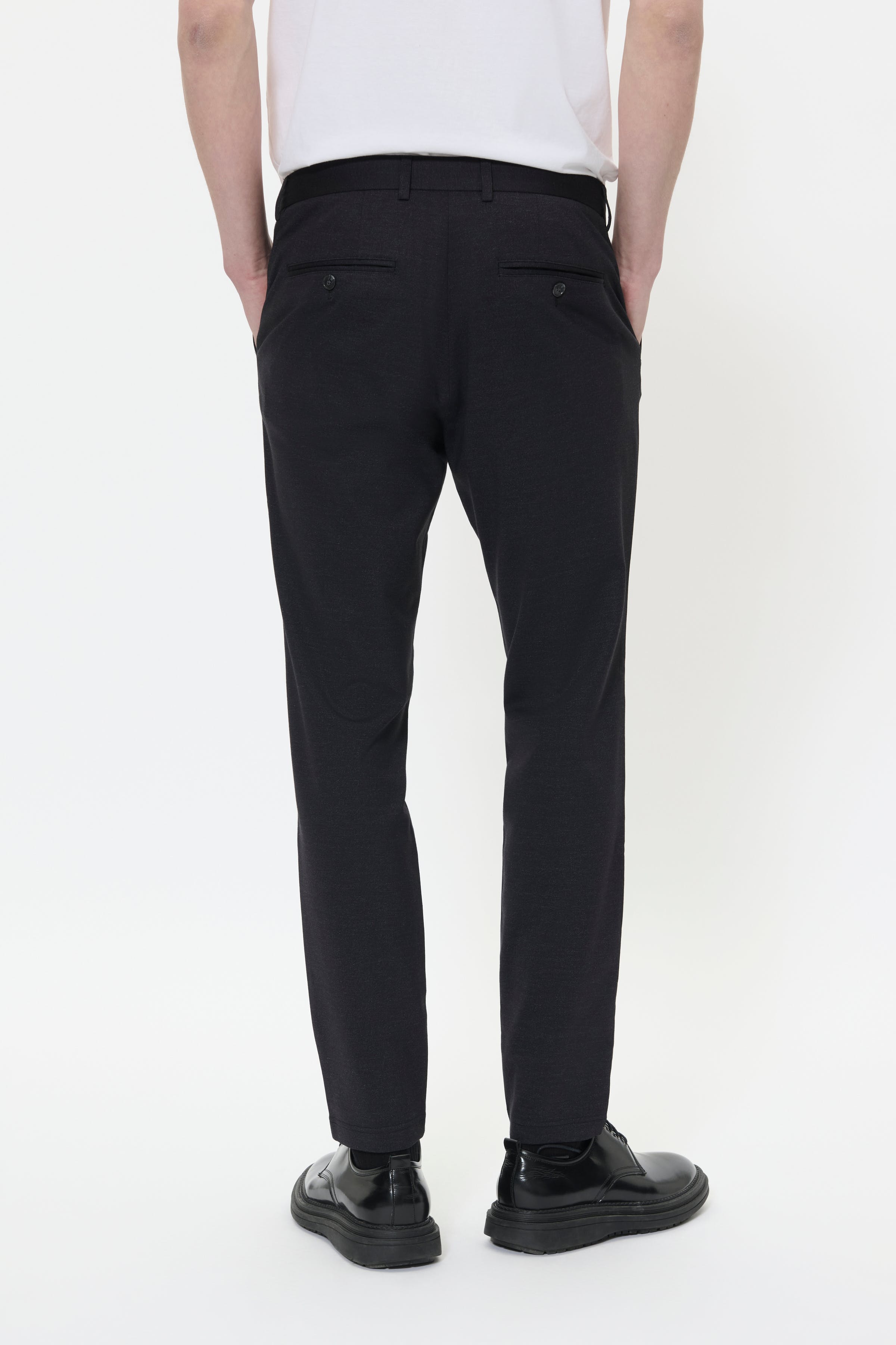 MAliam Broek LOOKBOOK BACK 30206302-300275