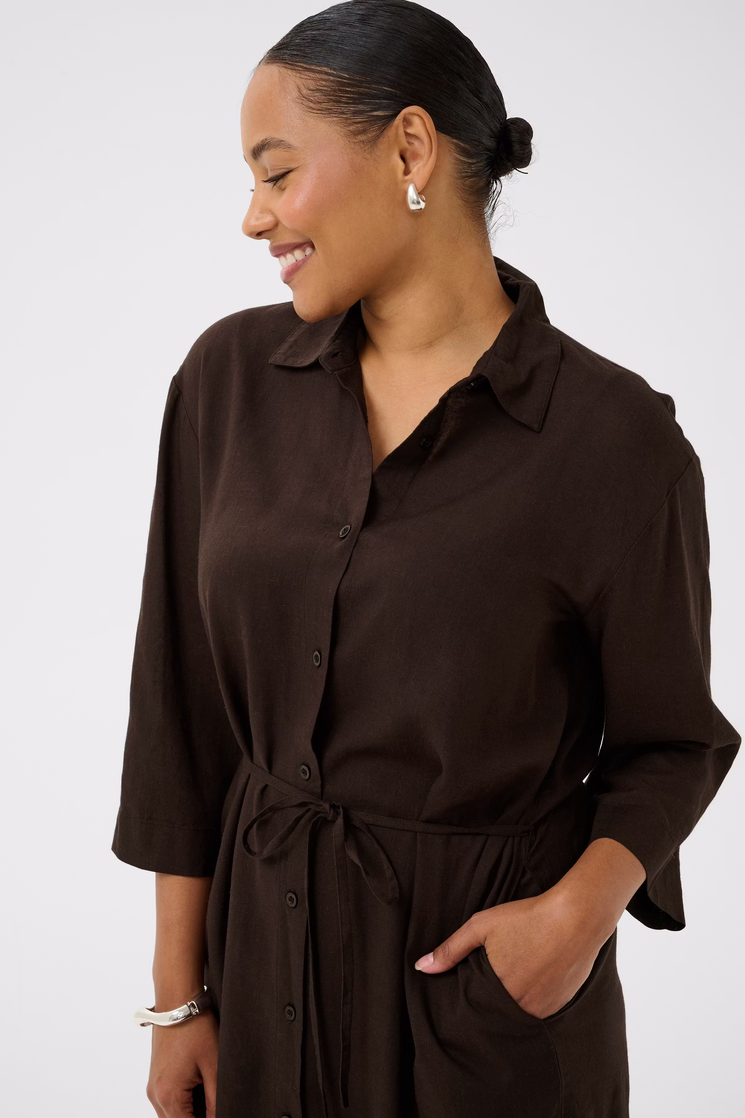 KAmilia Skjorte LOOKBOOK DETAIL 10511470-191111