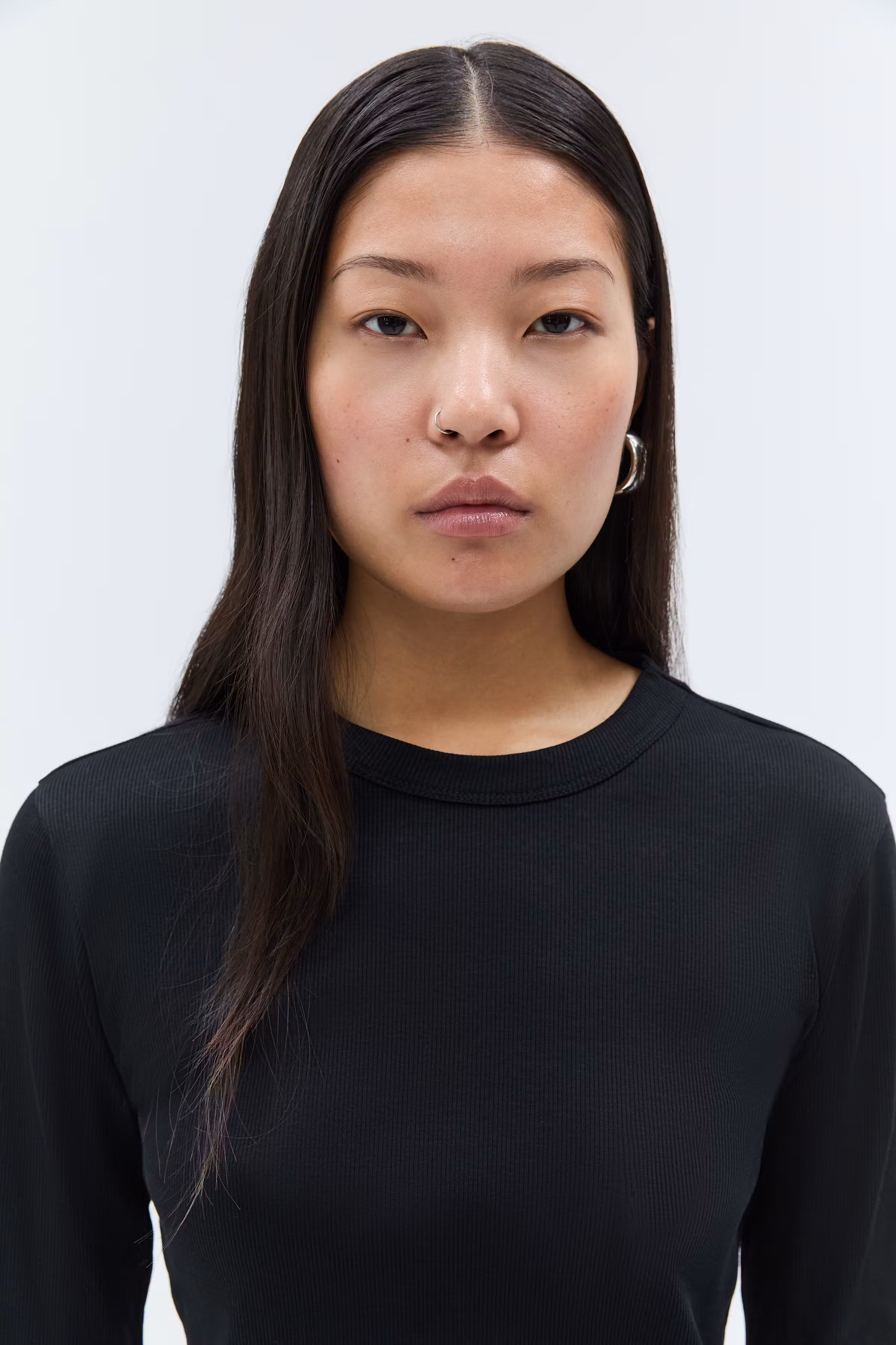 IOKOLLINA T-shirt LOOKBOOK FRONT 30600544-BK999
