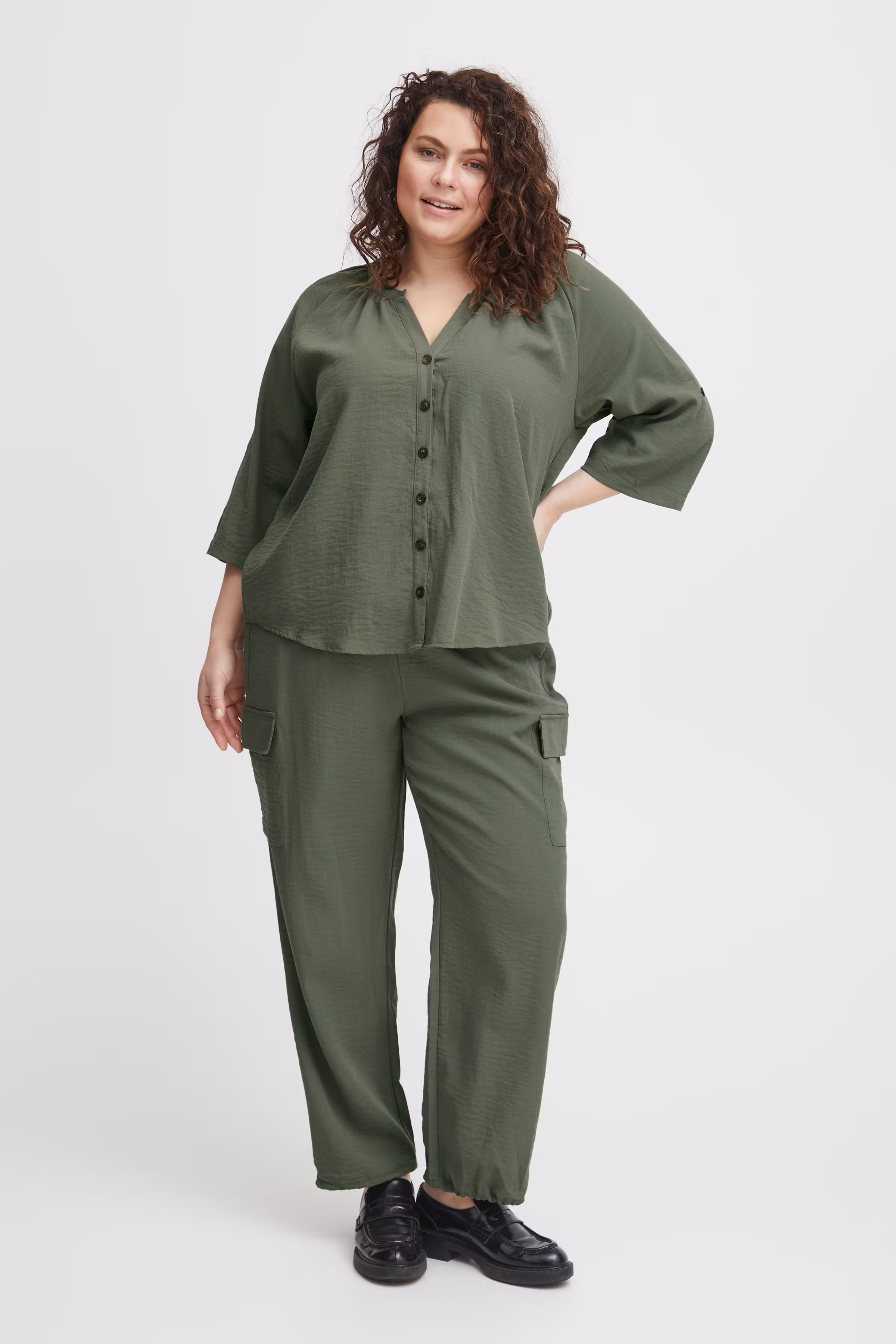 FXPJAGO Blouse LOOKBOOK FRONT 20613126-180515