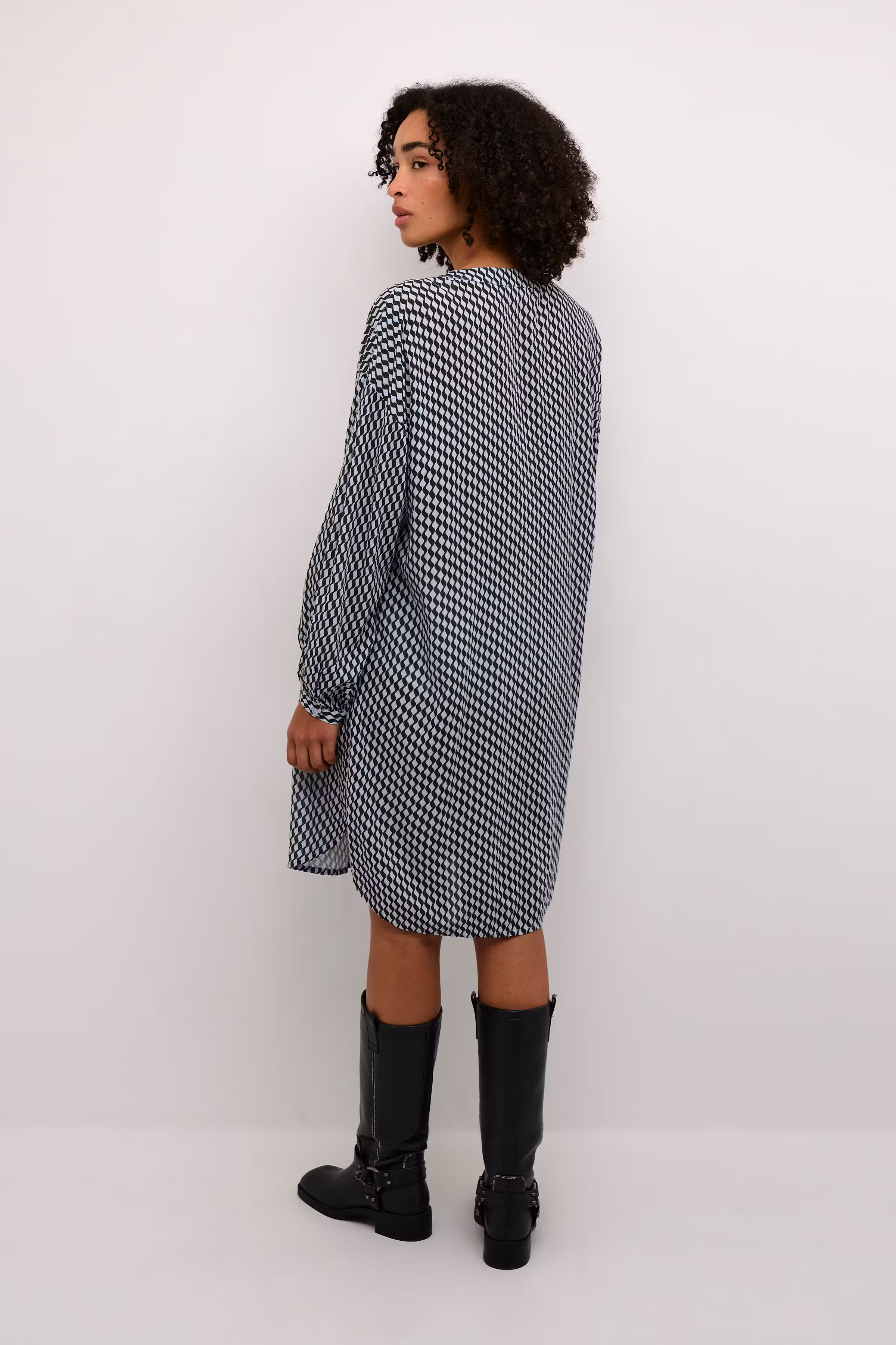 KAamber Jurk LOOKBOOK BACK 10507894-106474