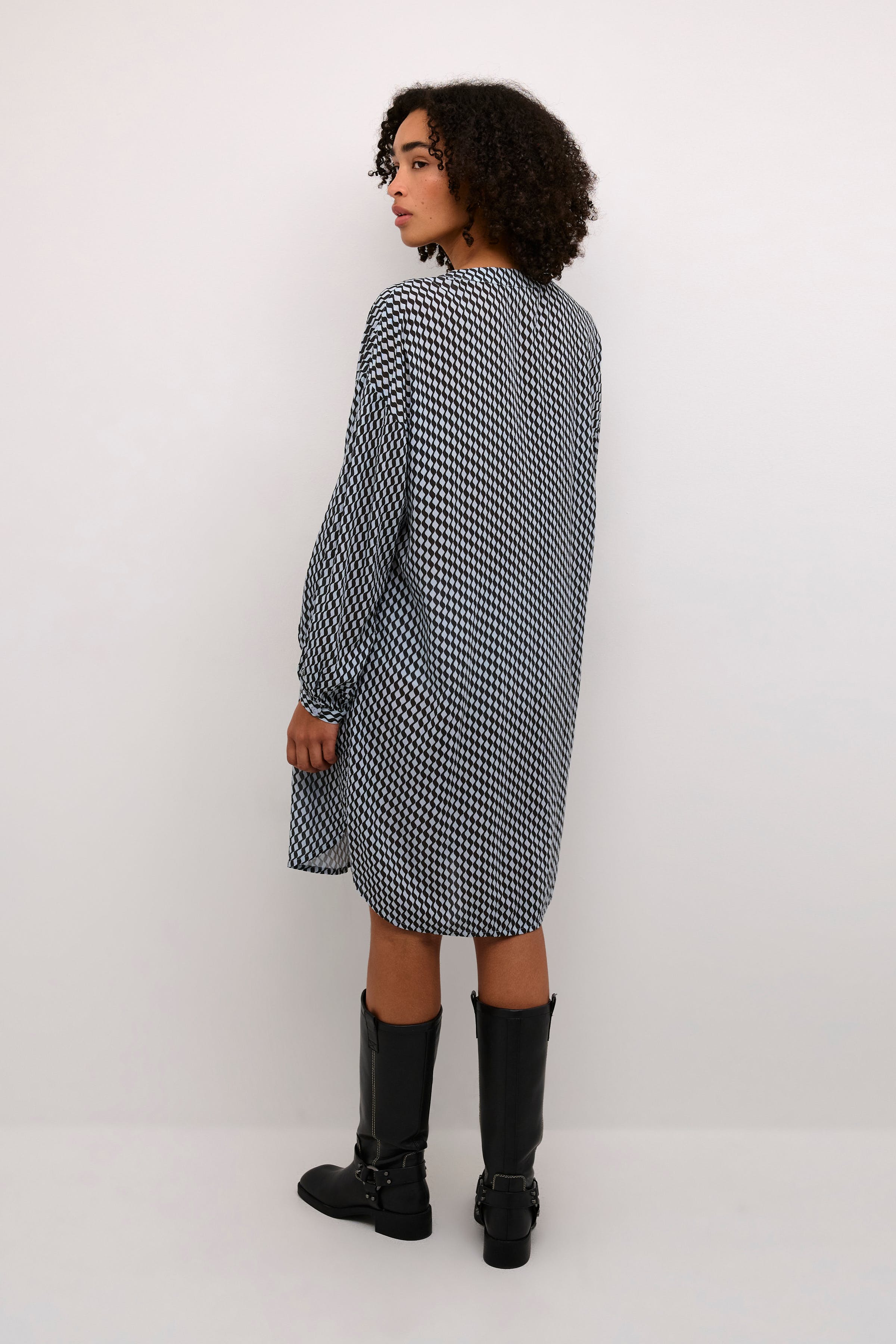 KAamber Kjole LOOKBOOK BACK 10507894-106474