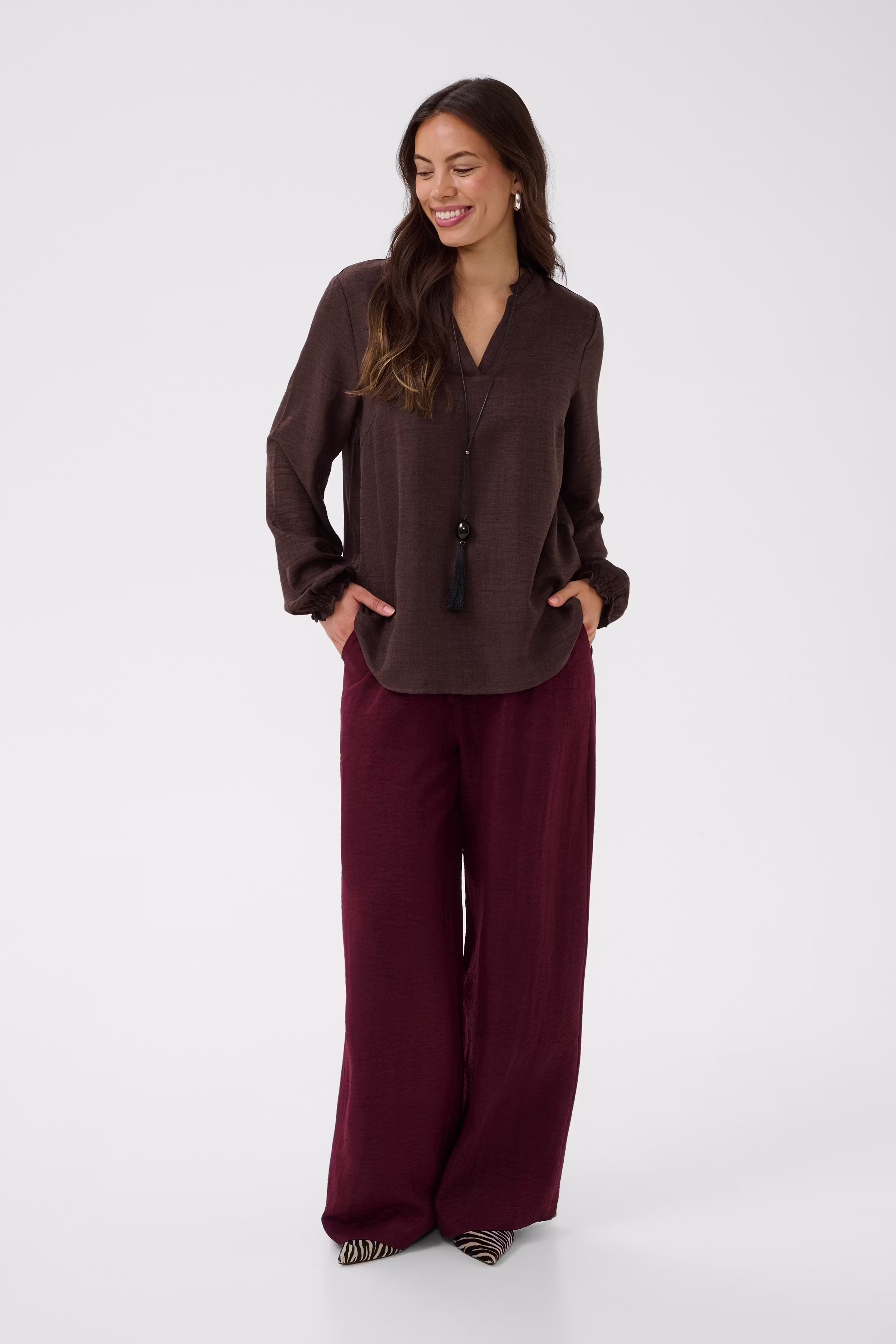 BPoda Blouse LOOKBOOK FRONT 40200075-1911111