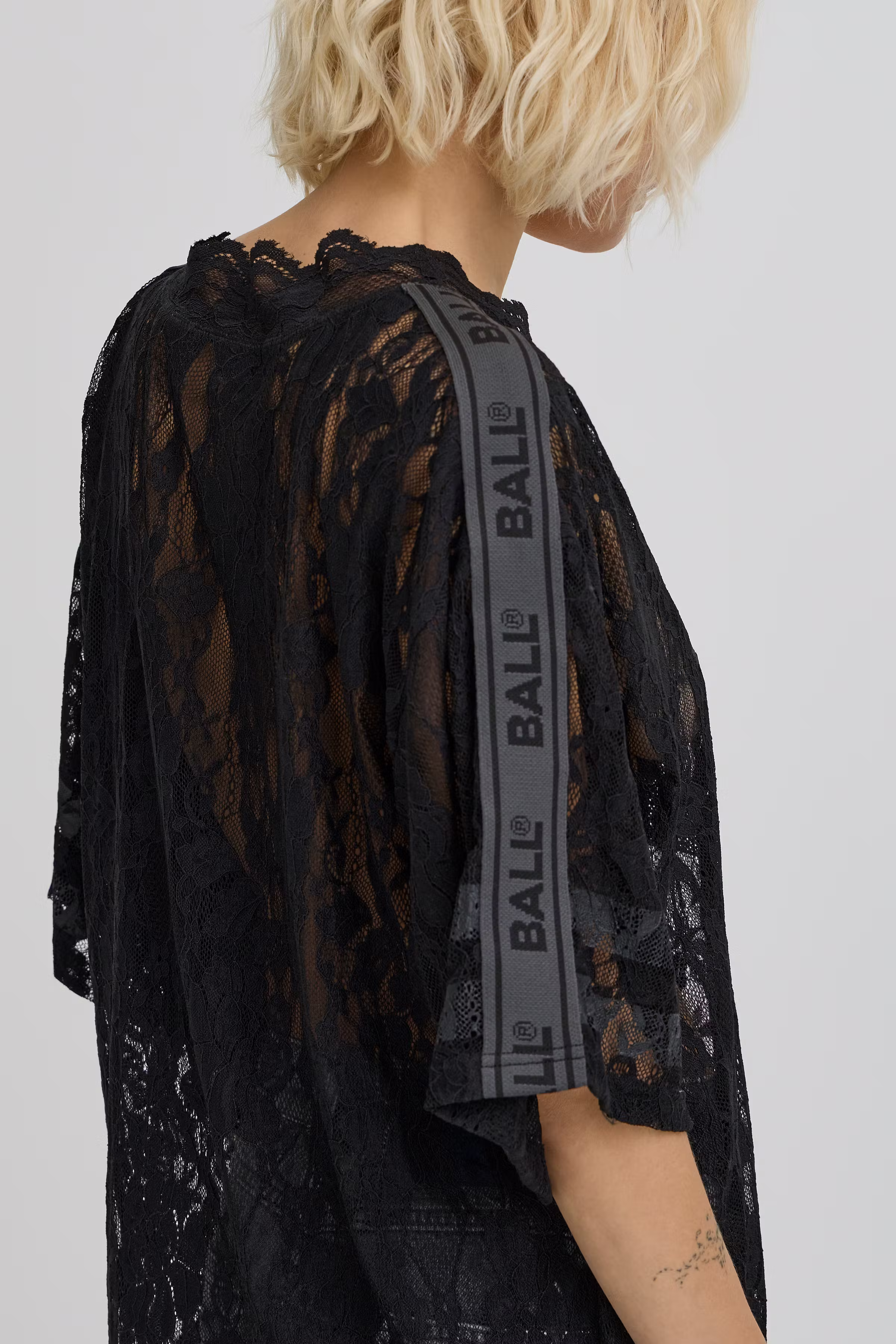 BAFINE Bluse LOOKBOOK DETAIL 50408068-193911