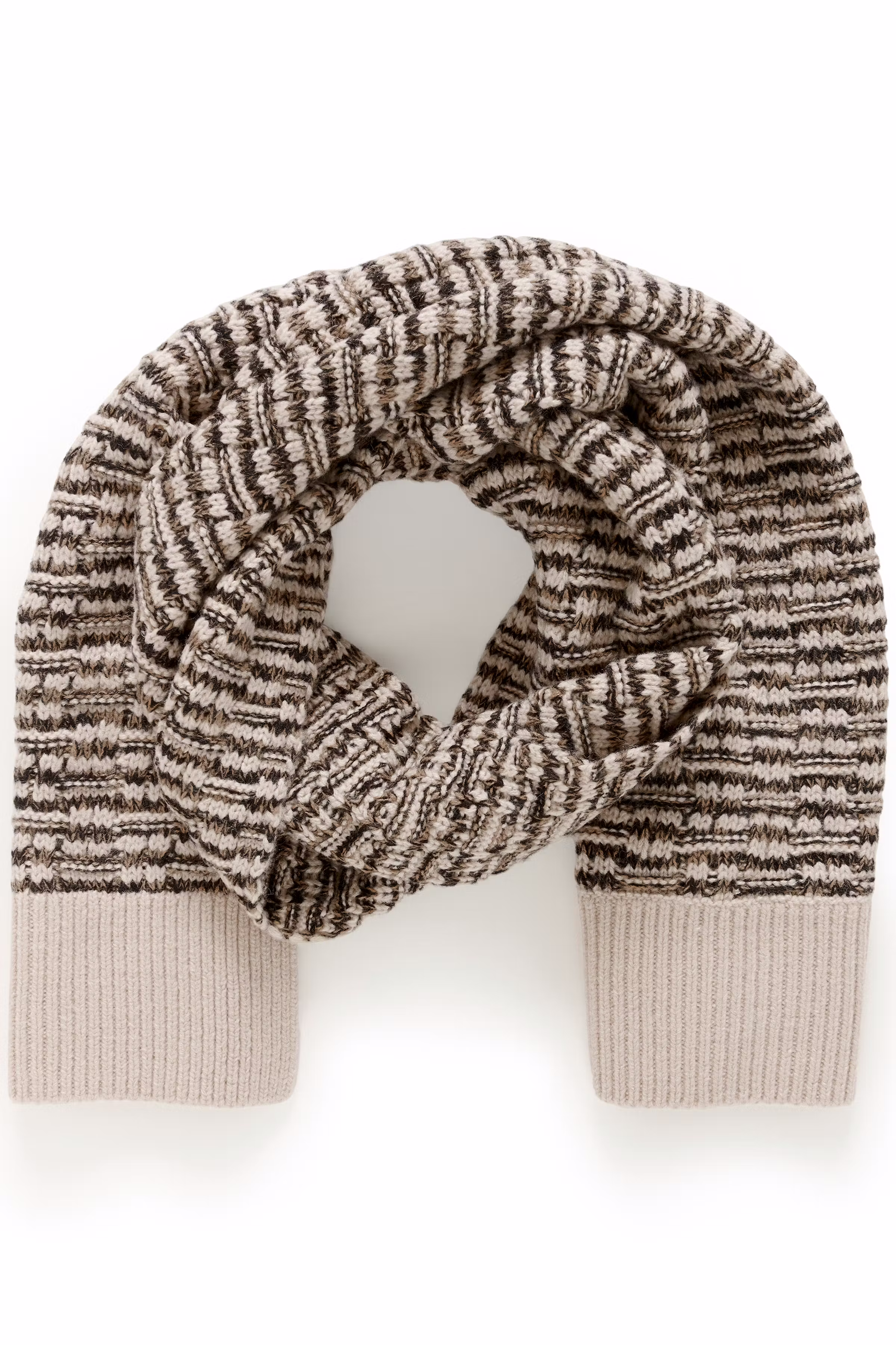 MAdramble Scarf PACK FRONT 30208608-171320