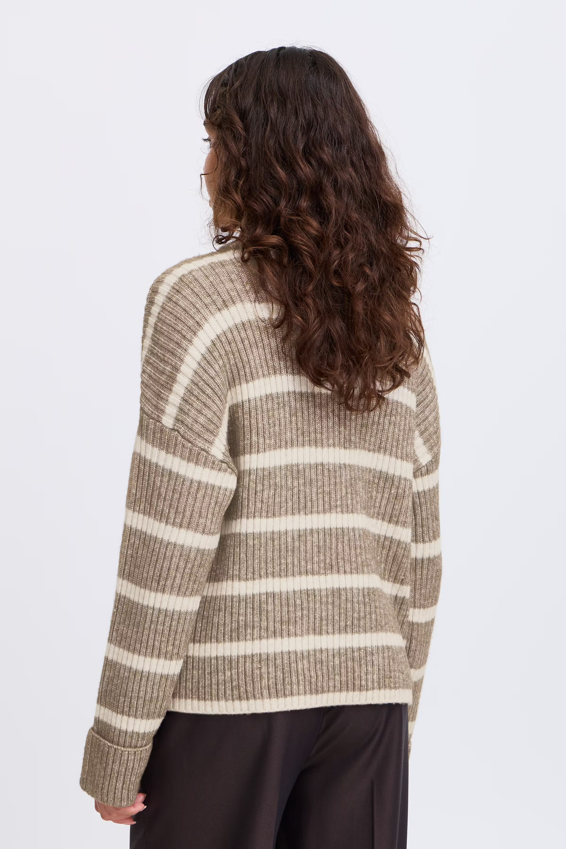 FRELLY Pullover LOOKBOOK BACK 20612973-203392