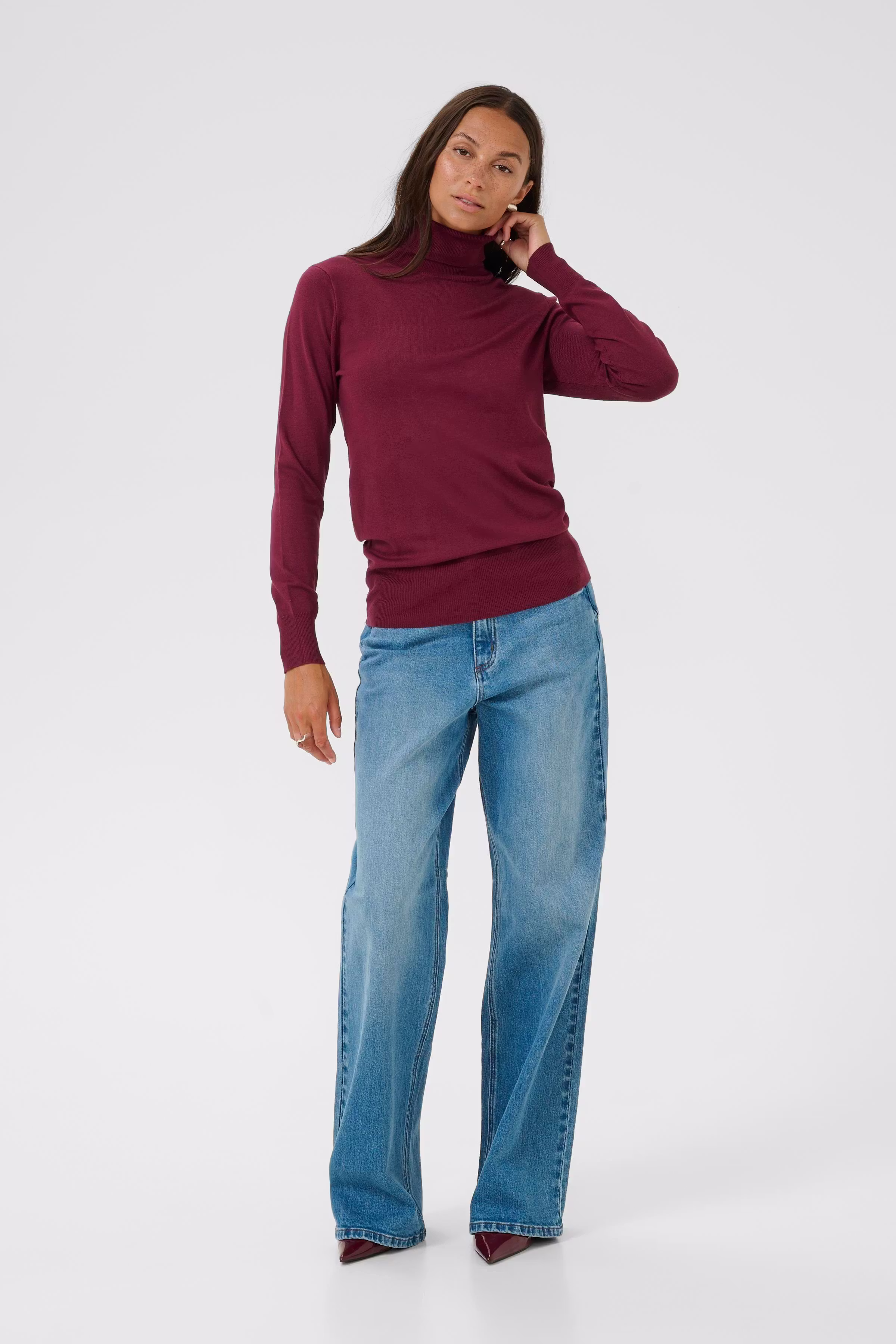 Astrid Pullover LOOKBOOK FRONT 500023-191528