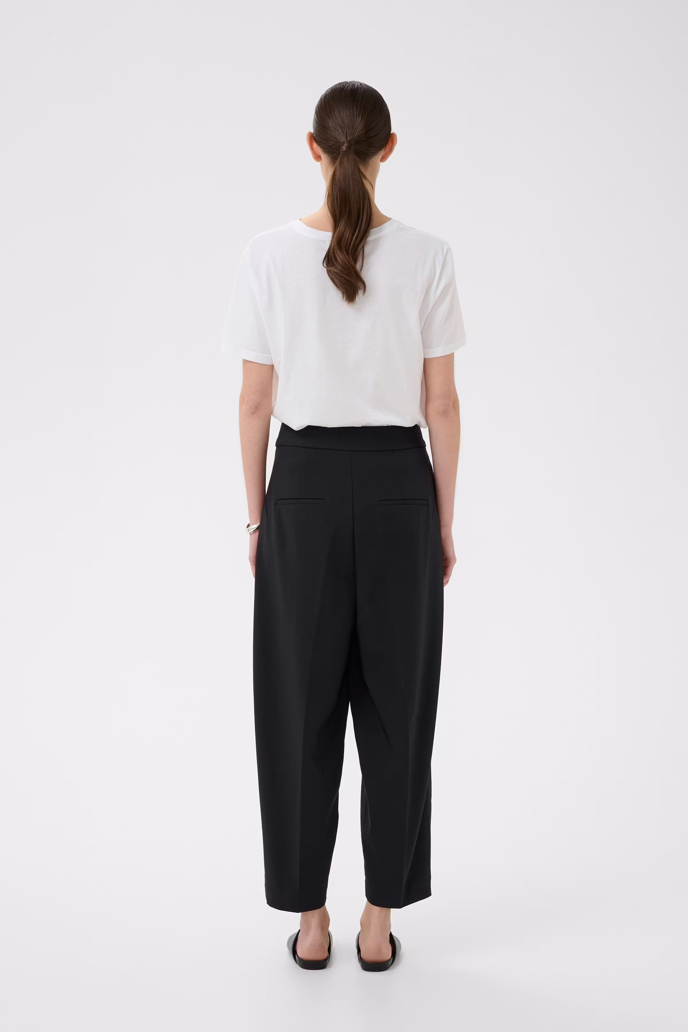 GrithIW T-shirt LOOKBOOK BACK 30108911-194008