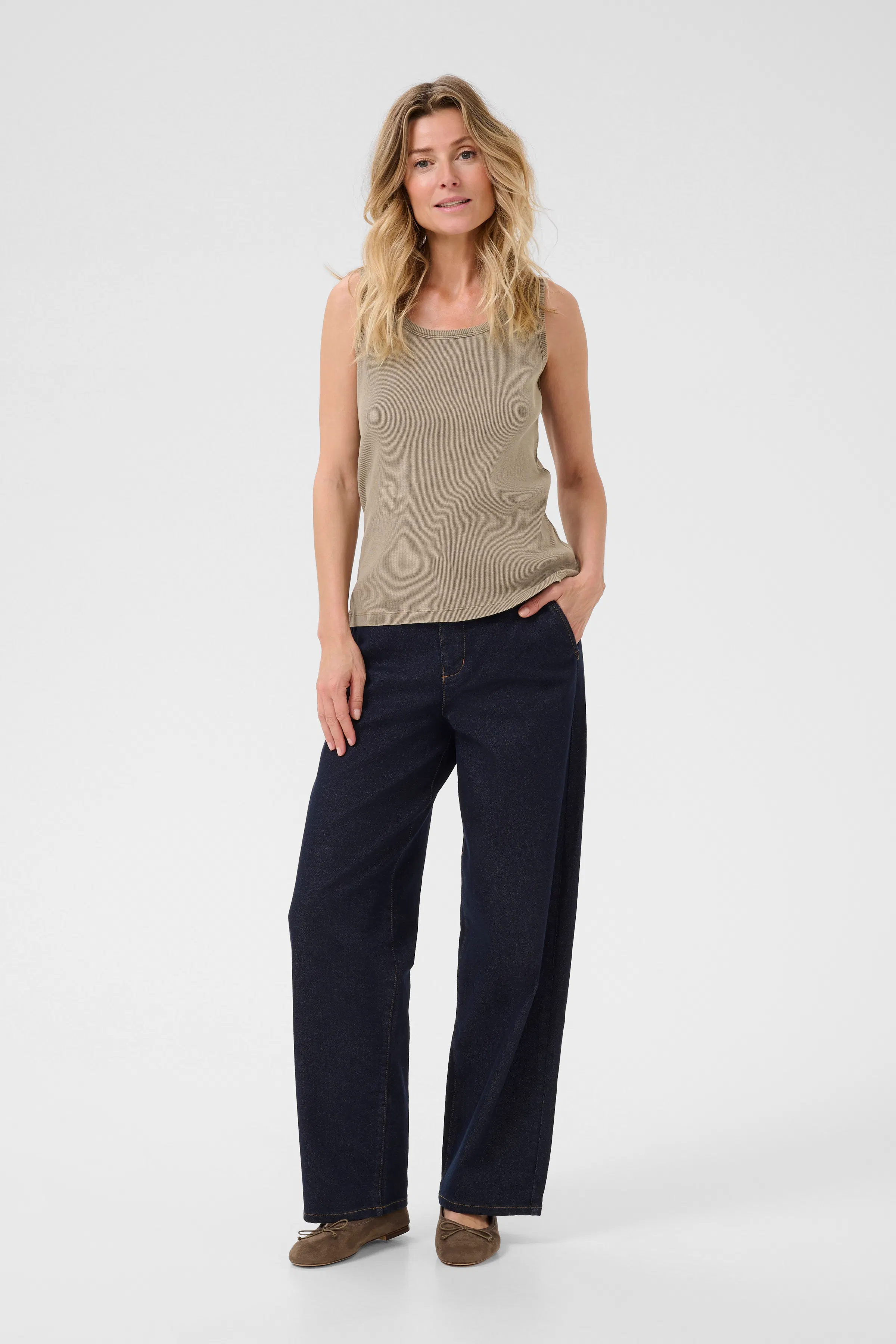 CRTalia Top LOOKBOOK FRONT 10613993-190820