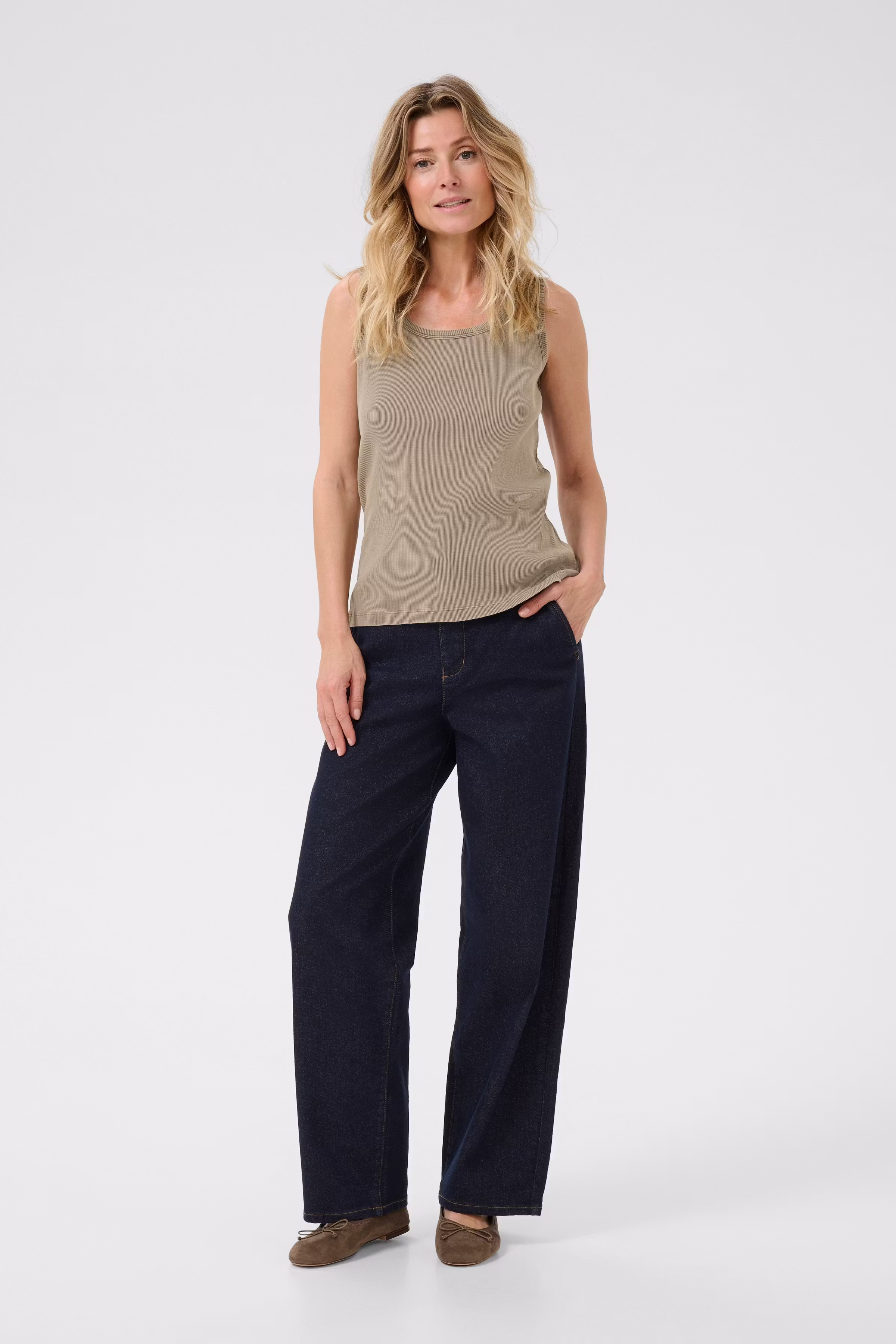 CRTalia Top LOOKBOOK FRONT 10613993-190820