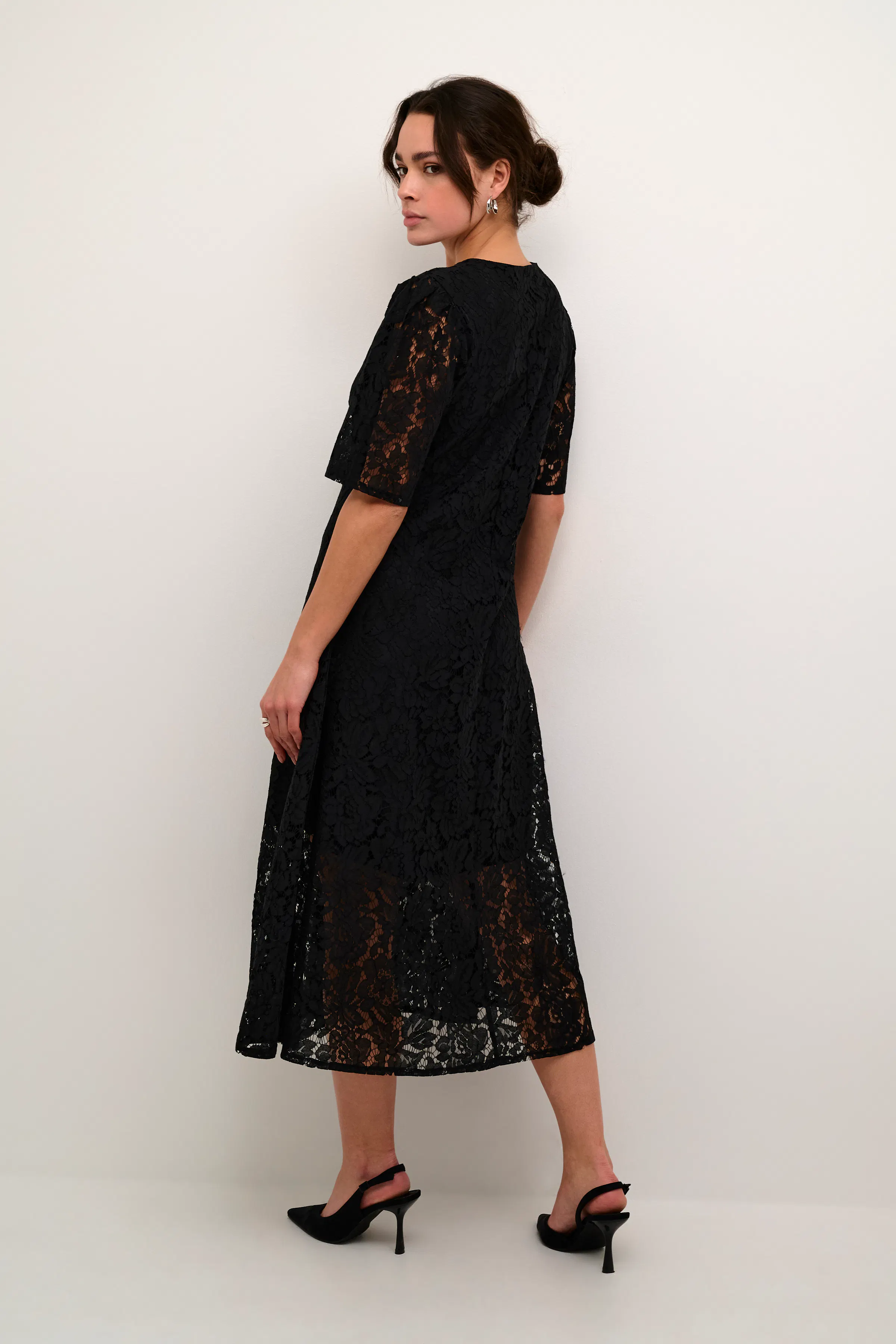 KAnomi Blondekjole LOOKBOOK BACK 10509157-100121