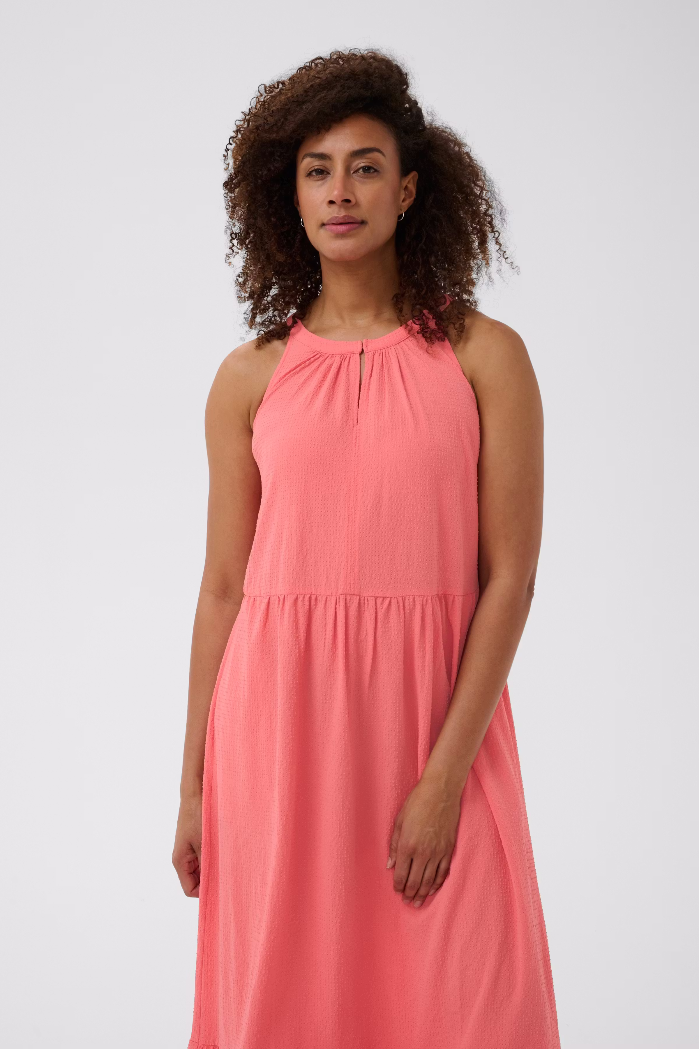 TheonaPW Dress LOOKBOOK FRONT 30310663-161626