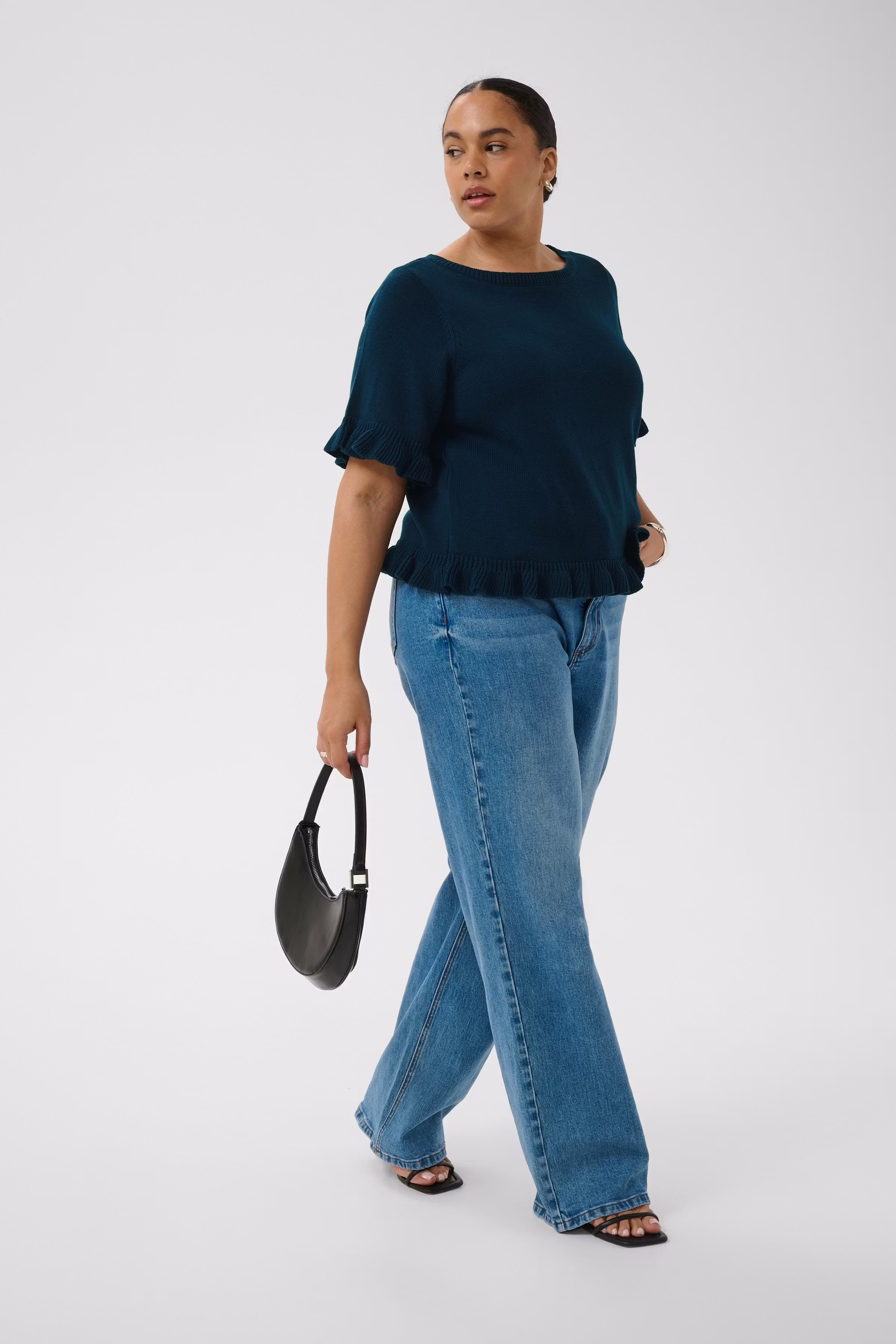 KClindsy Pullover LOOKBOOK FRONT 10584107-194020