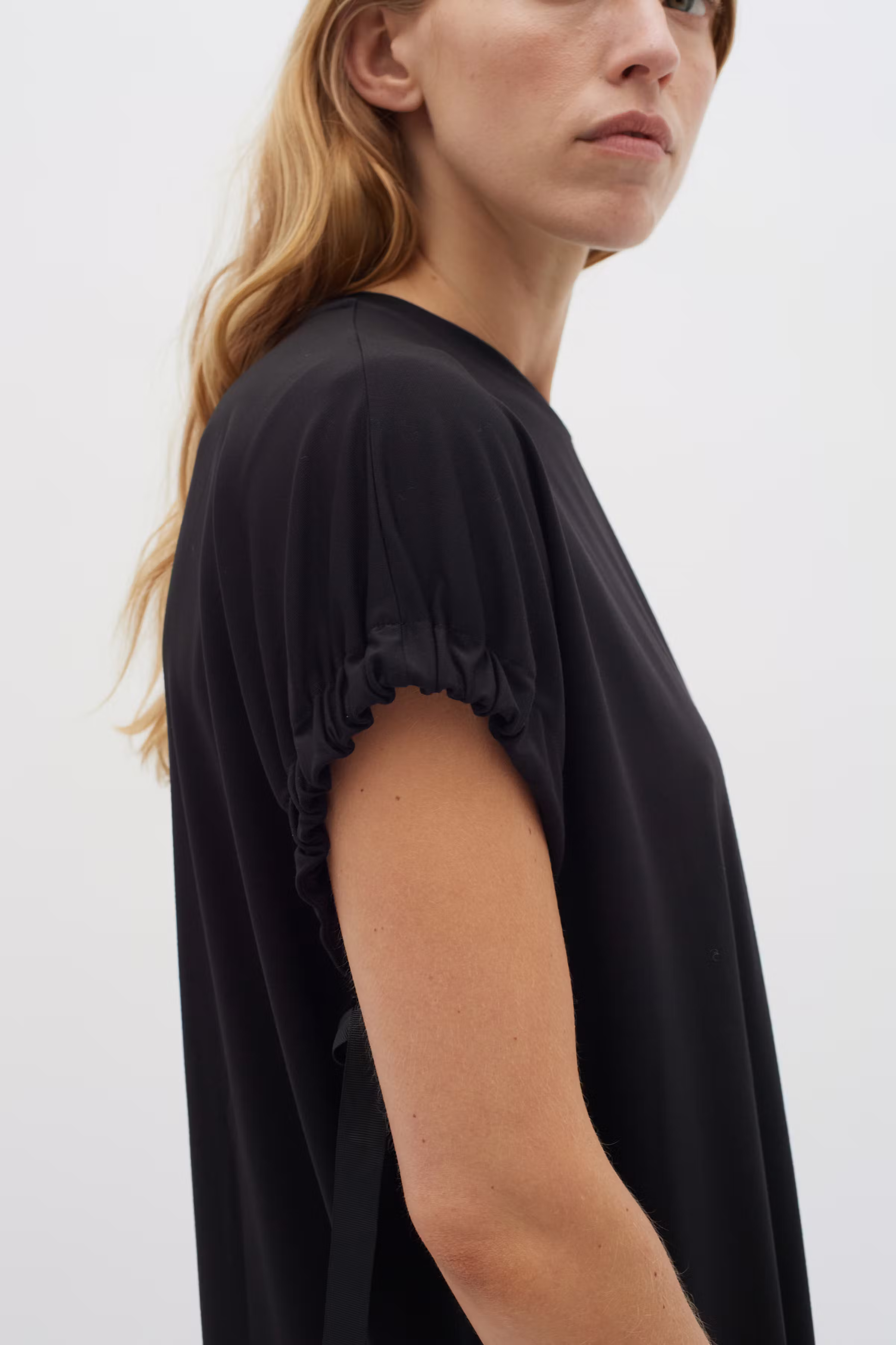 LuceyIW Kjole LOOKBOOK DETAIL 30109536-194008