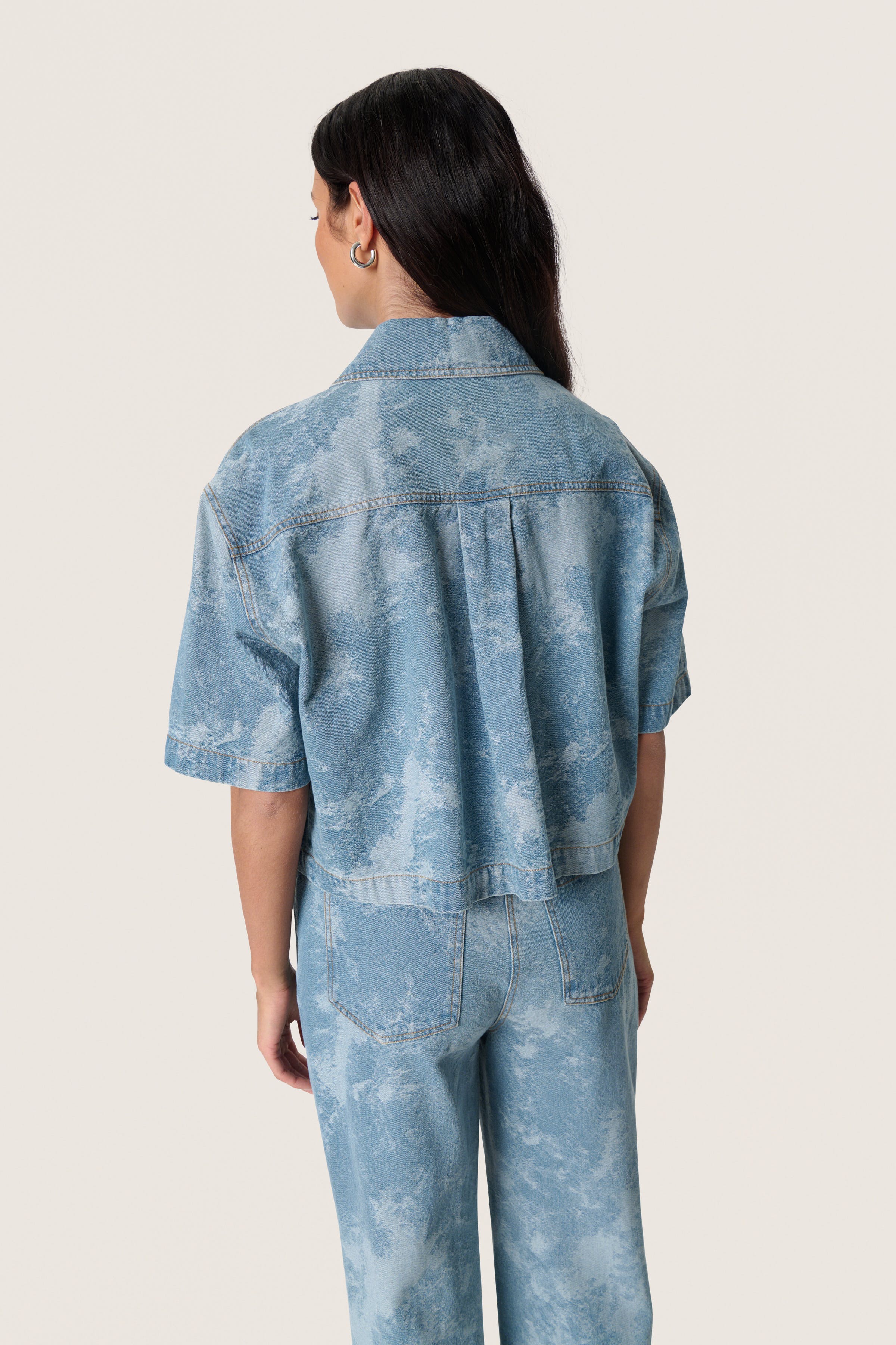 SLAltea Shirt LOOKBOOK BACK 30408630-304121