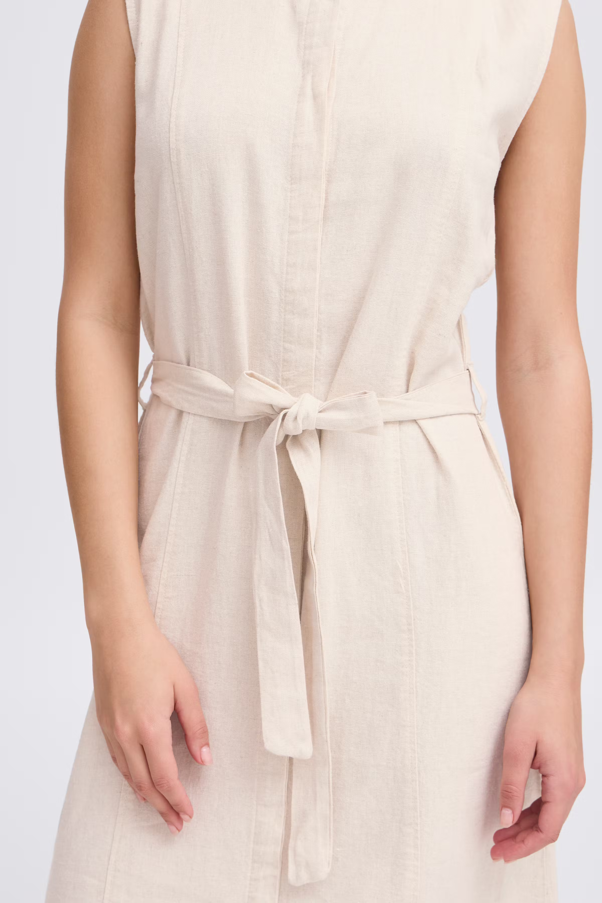 IHLINNO Kleid LOOKBOOK DETAIL 20122927-204424