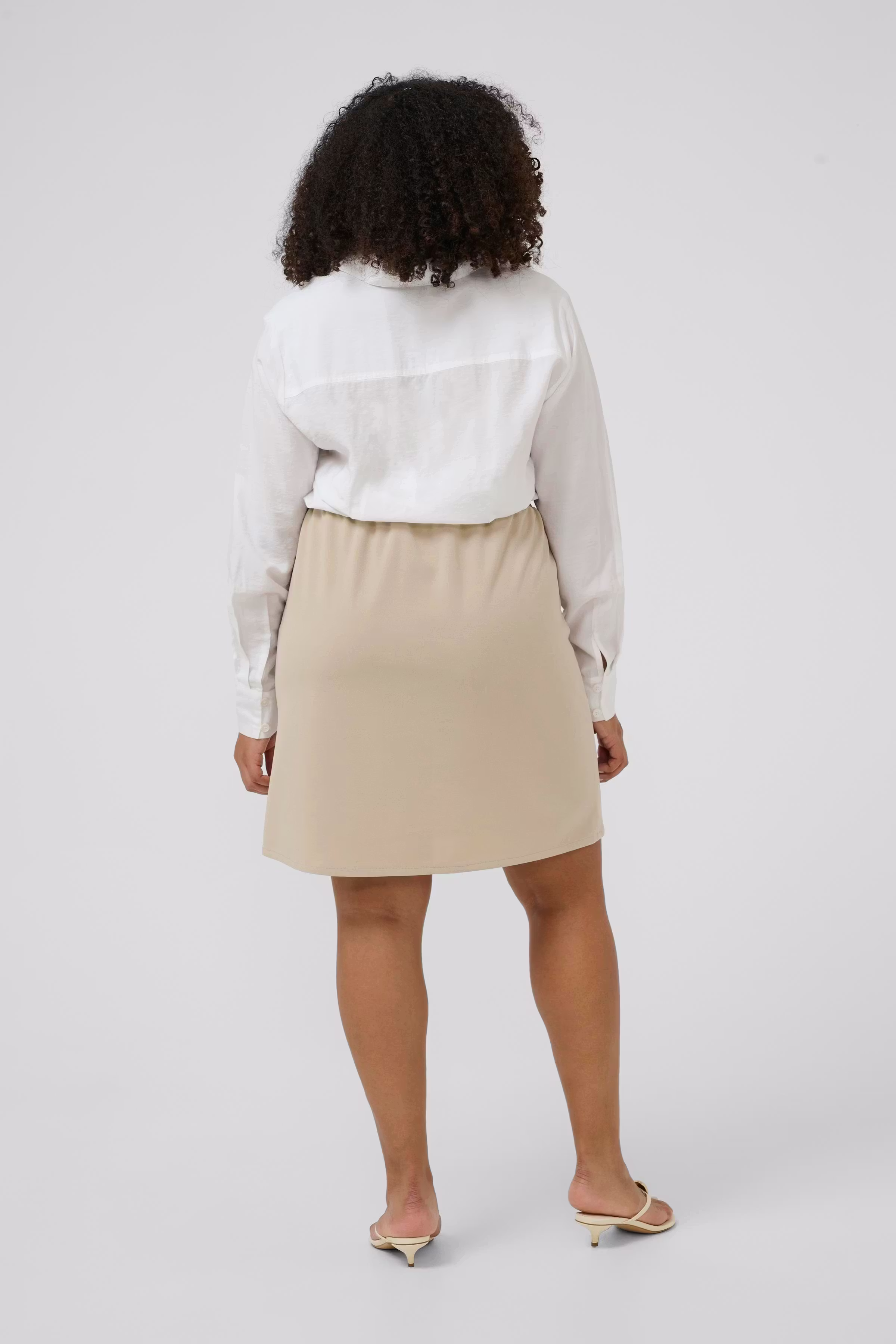 KCpheolo Jupe LOOKBOOK BACK 10584093-151305