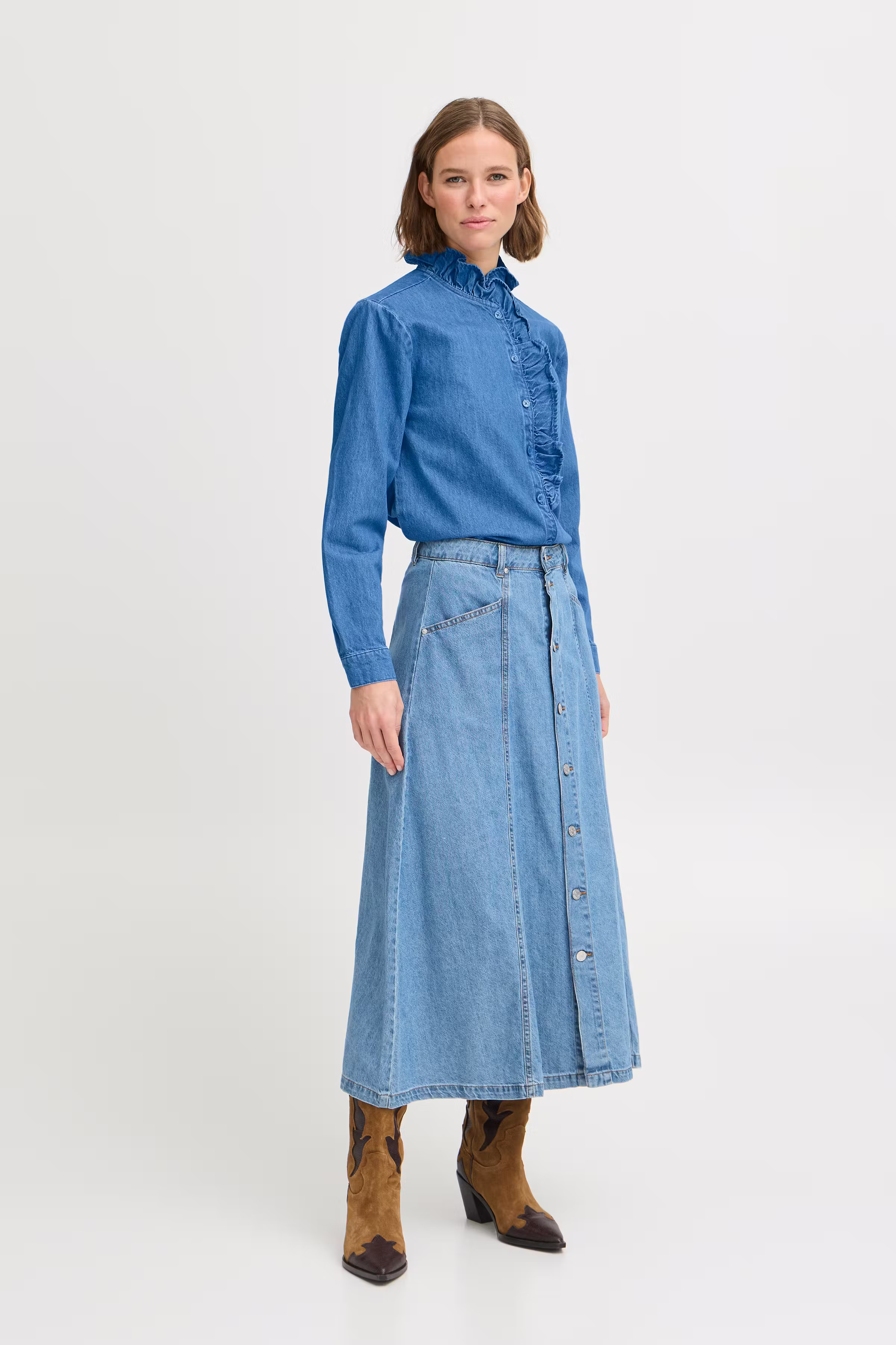 BYKISTINI Shirt LOOKBOOK FRONT 20816160-200461