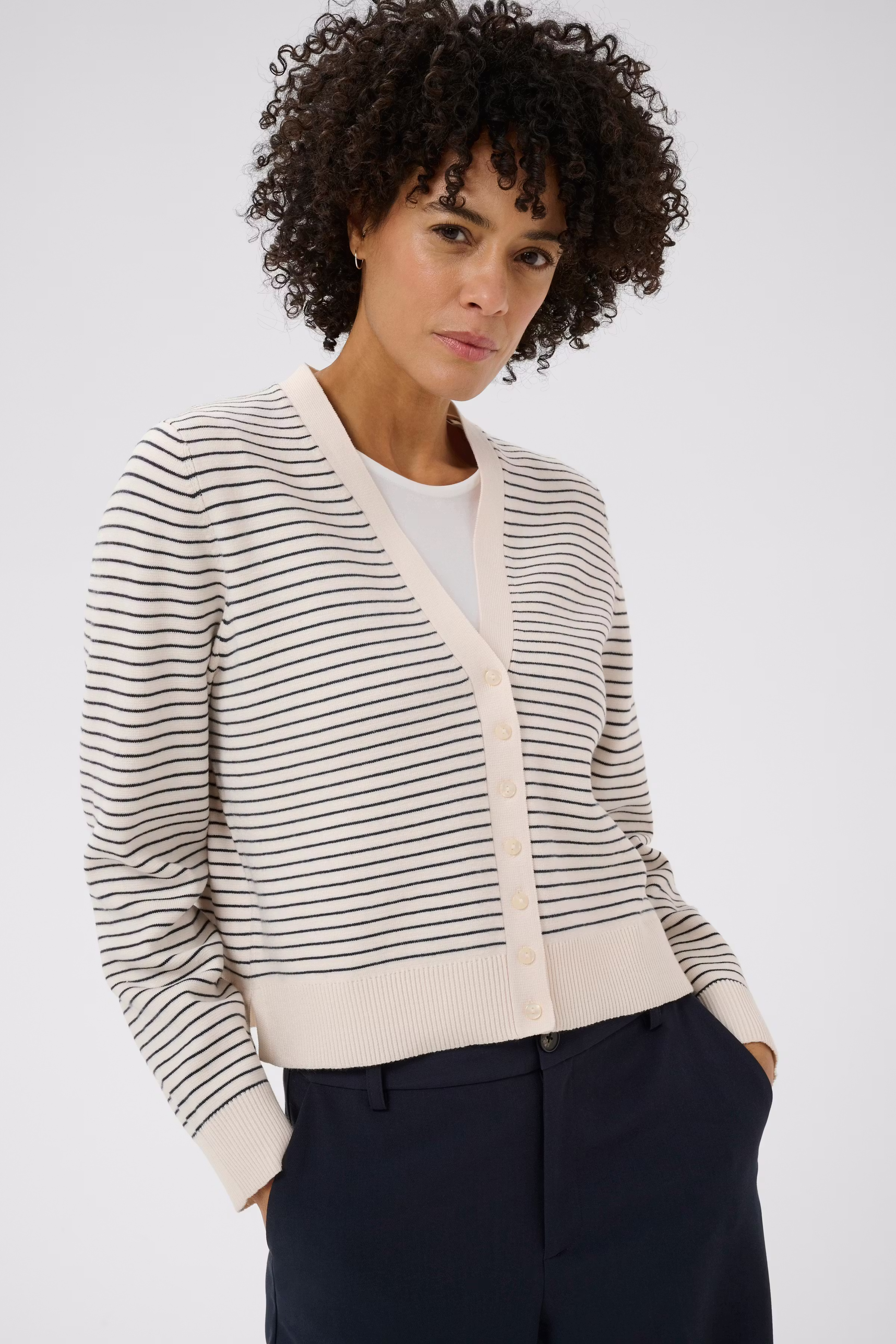 AnessaPW Cardigan LOOKBOOK DETAIL 30310394-304781