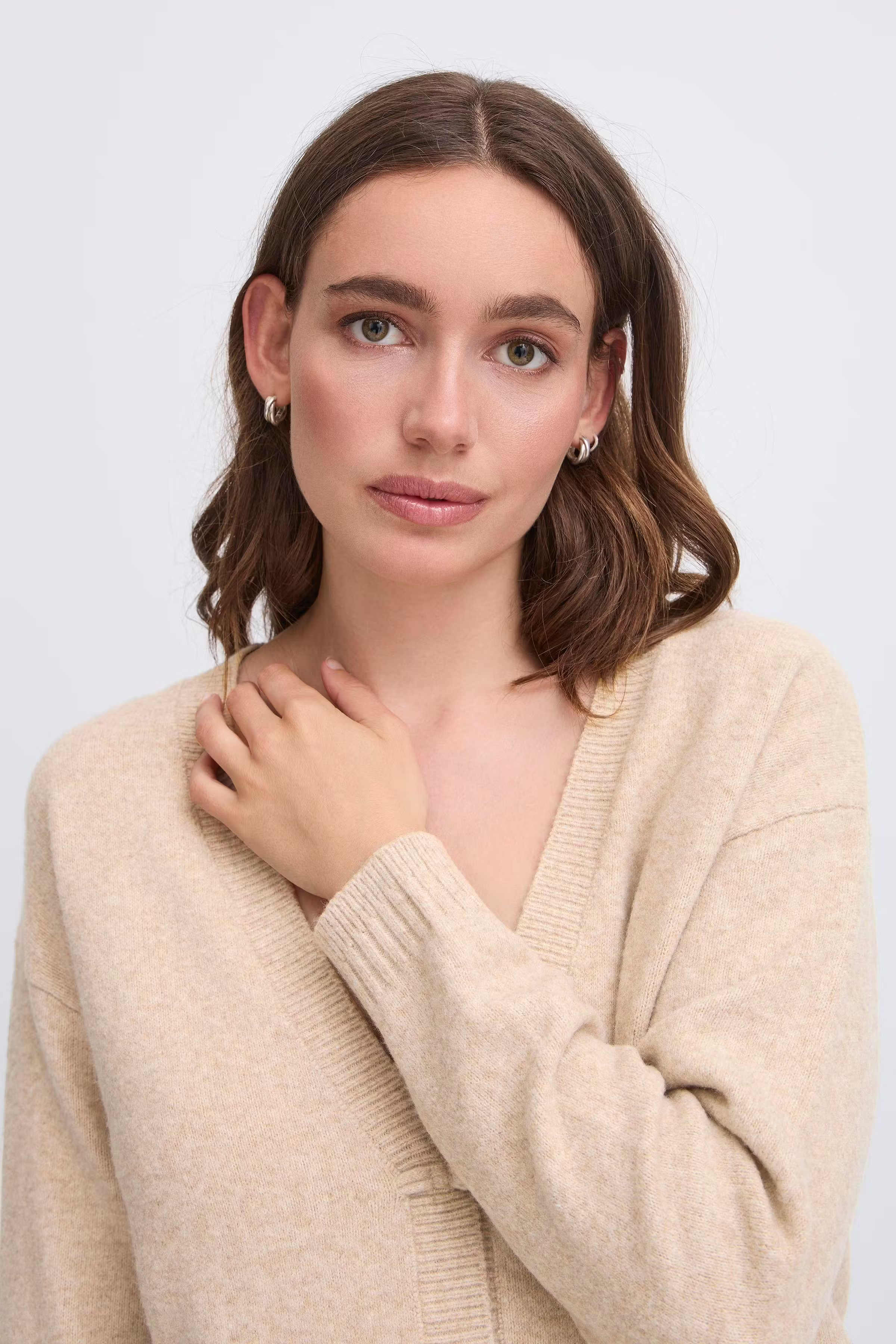 IHDASILA Cardigan LOOKBOOK DETAIL 20124215-1304011