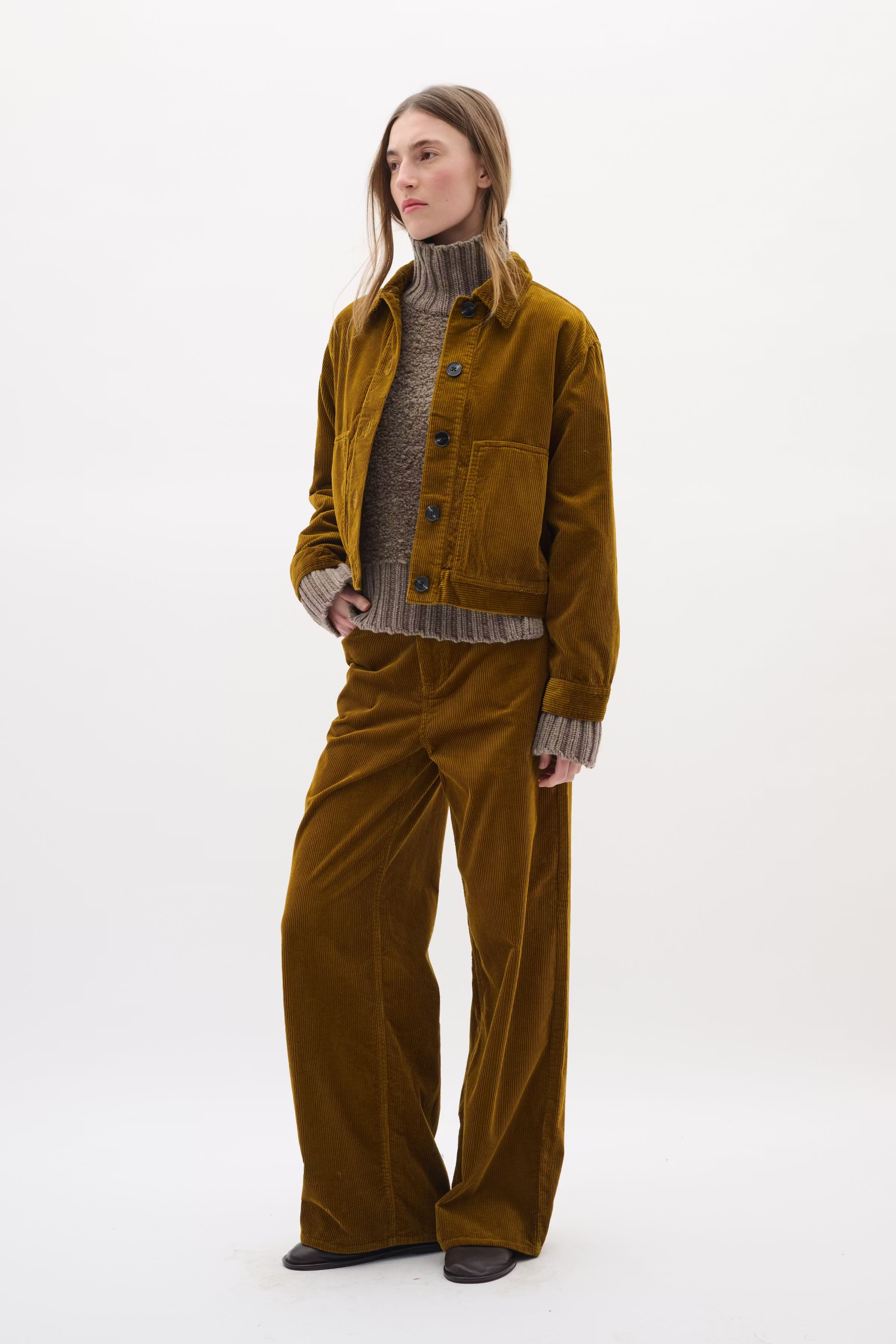 NanetteIW Wide Broek LOOKBOOK FRONT 30110978-180840