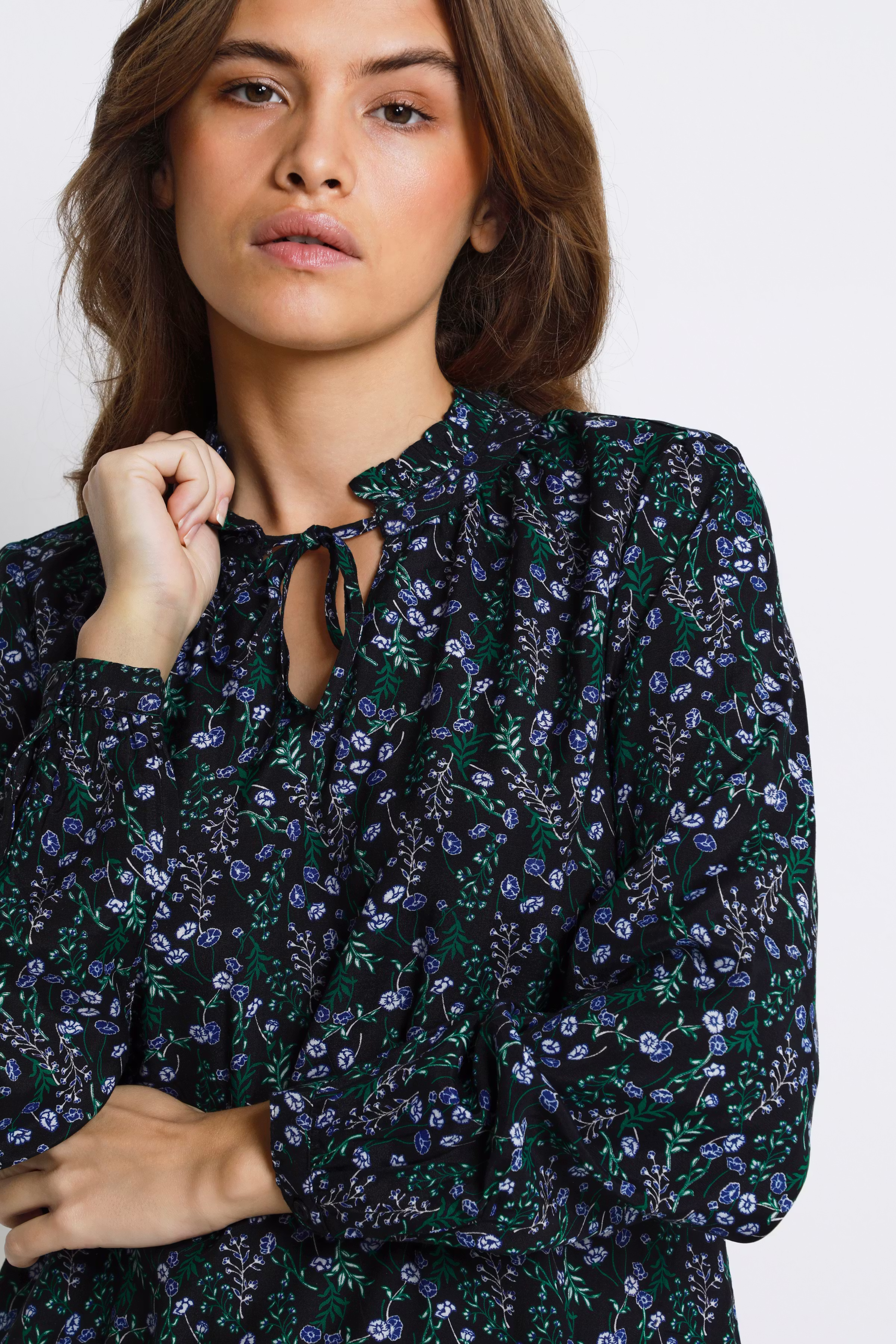 Blouse LOOKBOOK DETAIL 10552017-103296