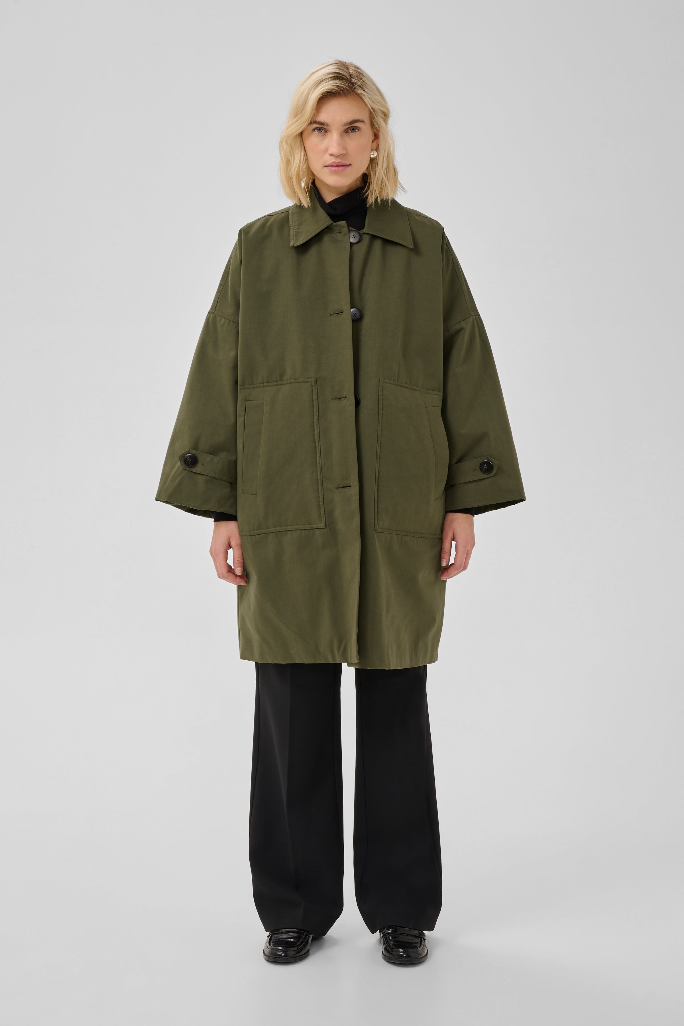 MWLyon Kappa LOOKBOOK FRONT 10705603-190515