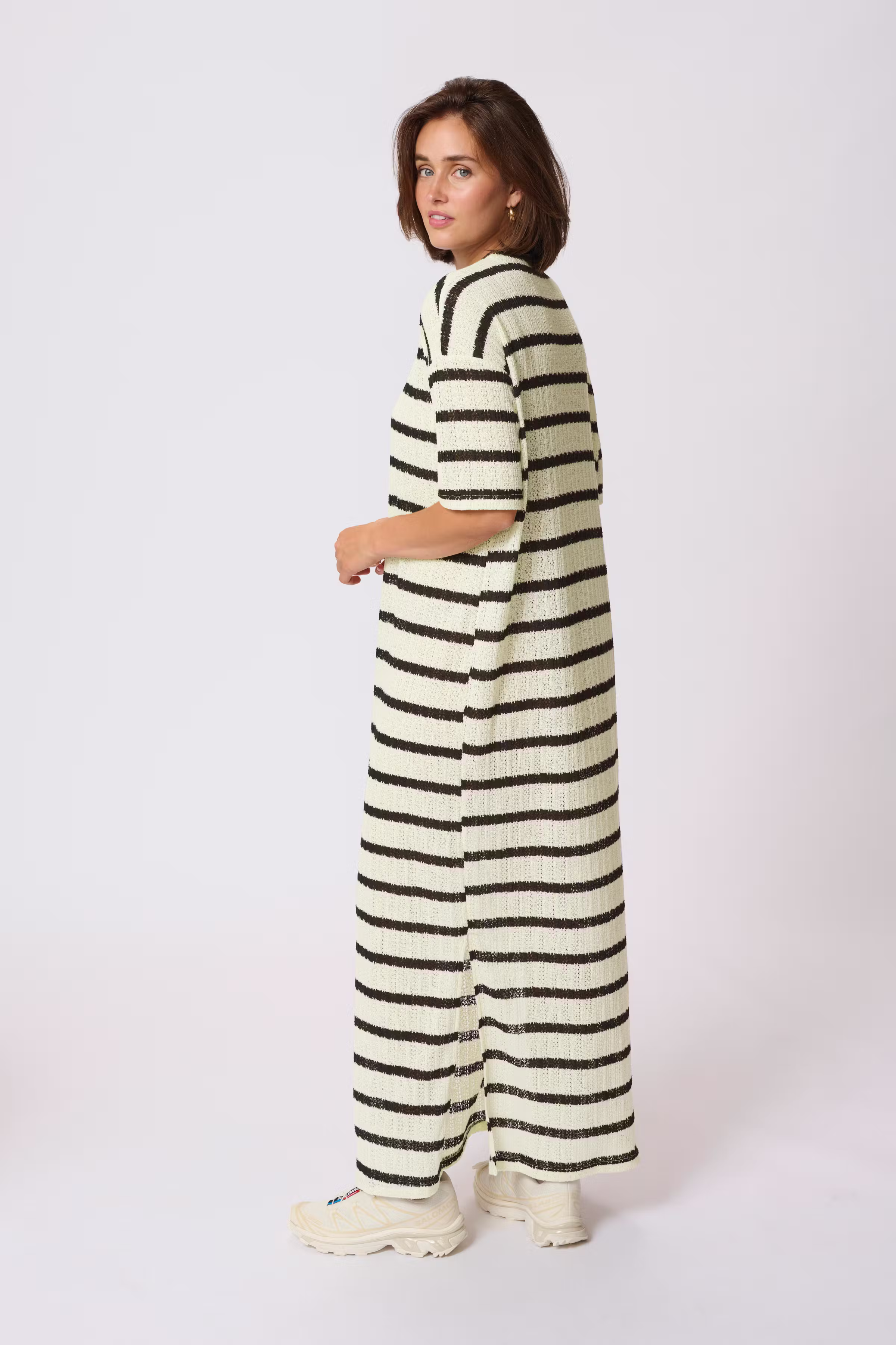 KAedith Kjole LOOKBOOK FRONT 10509966-107485