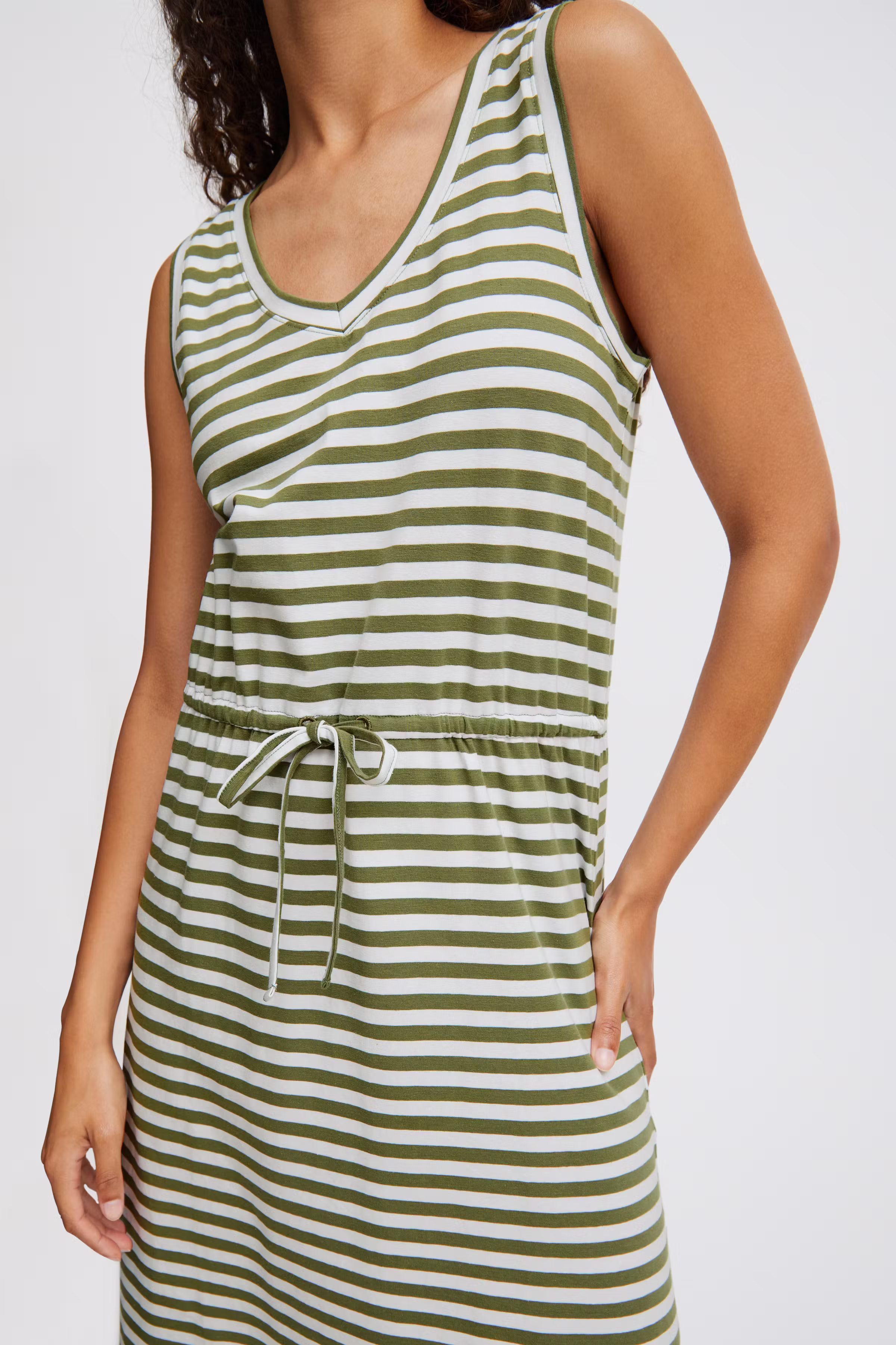 BYPANDINNA Kjole LOOKBOOK DETAIL 20814992-200814