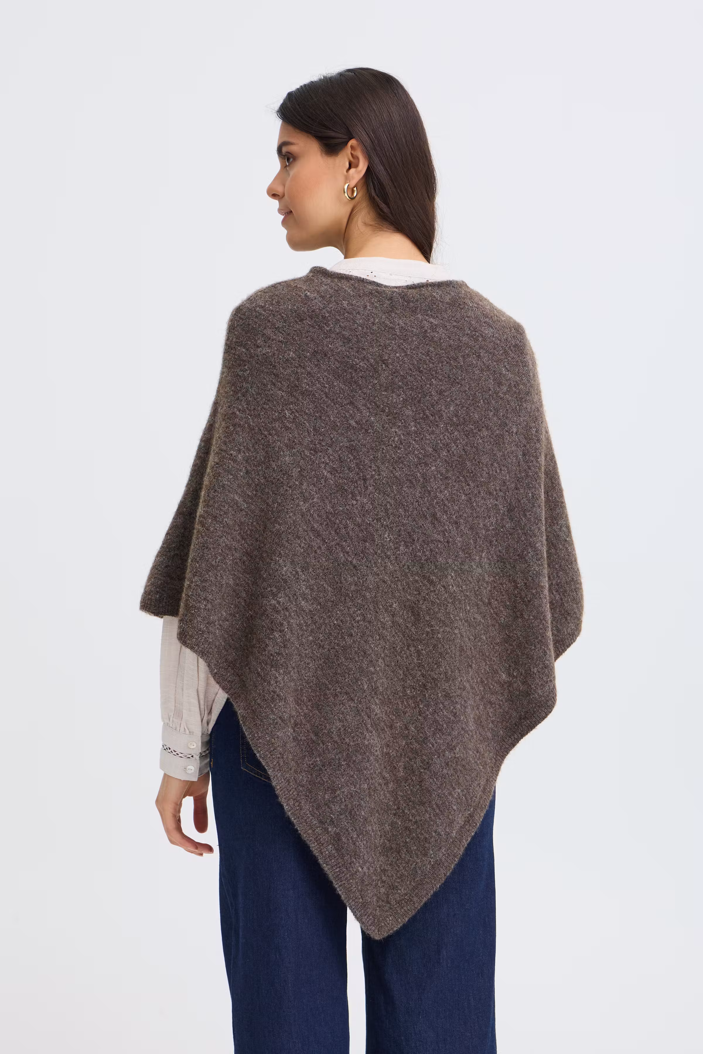 FRSANNY Poncho LOOKBOOK BACK 20615041-1909131