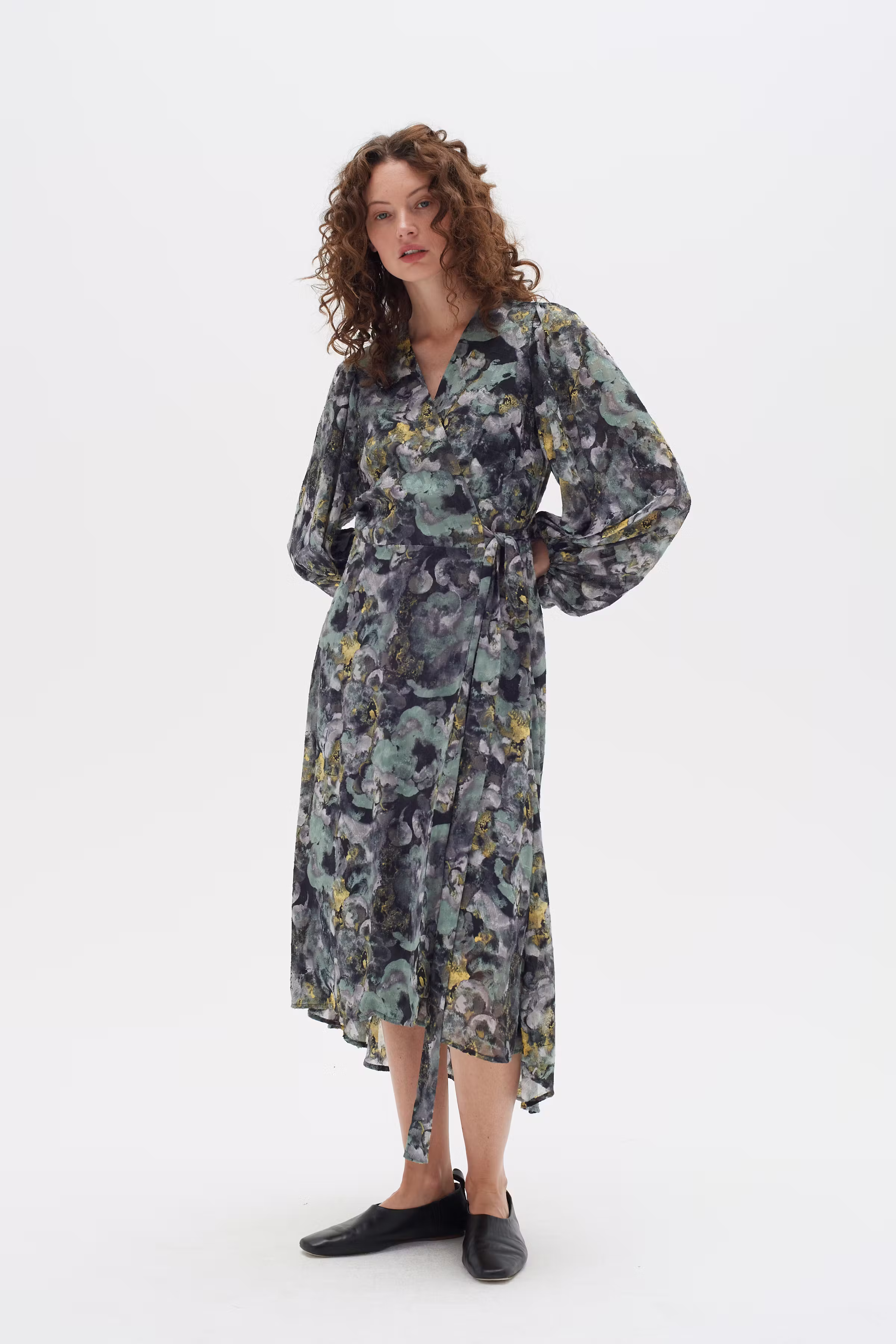 BasiraIW Kleid LOOKBOOK FRONT 30106532-302346