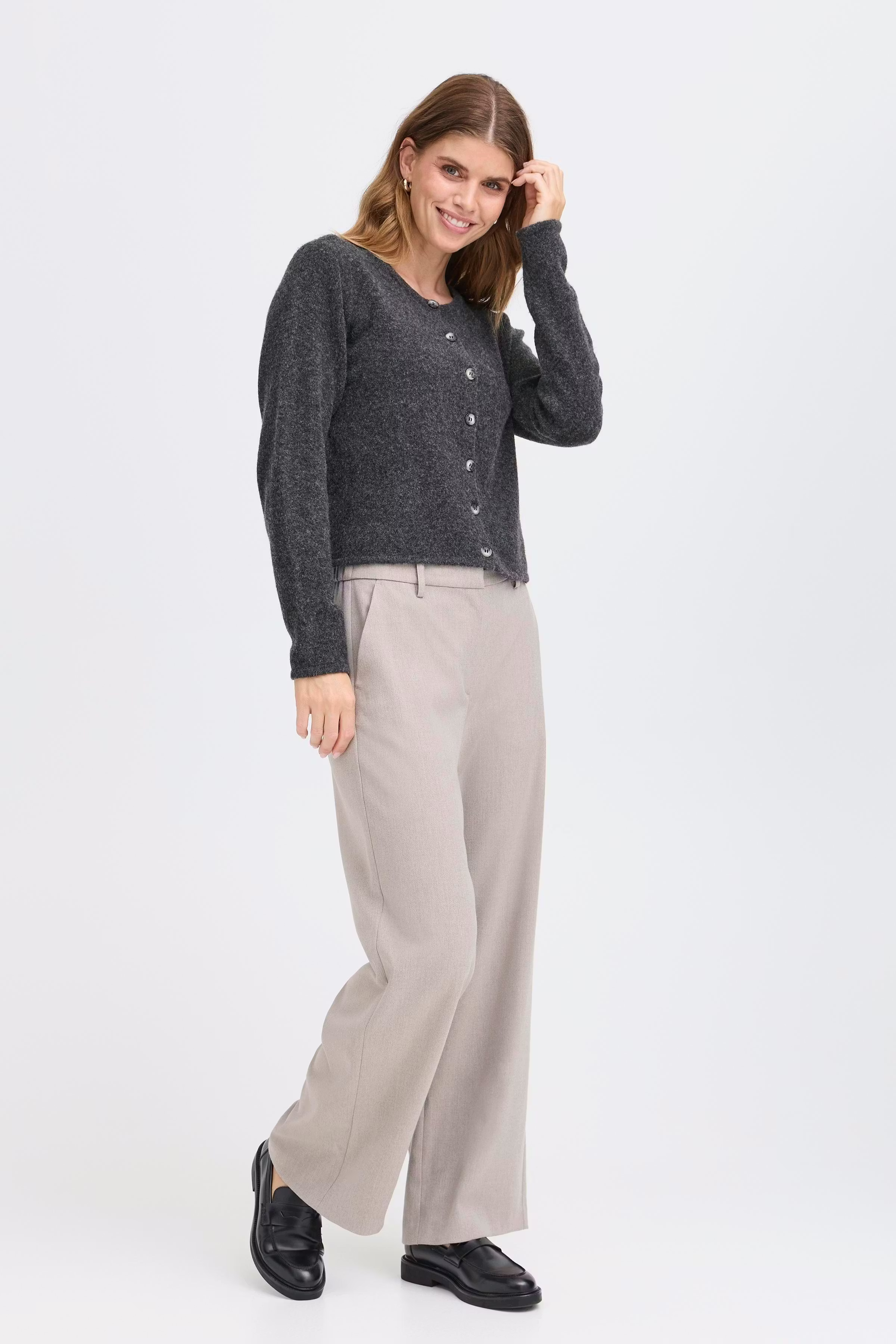 FRNOAH Cardigan LOOKBOOK FRONT 20617250-1806011