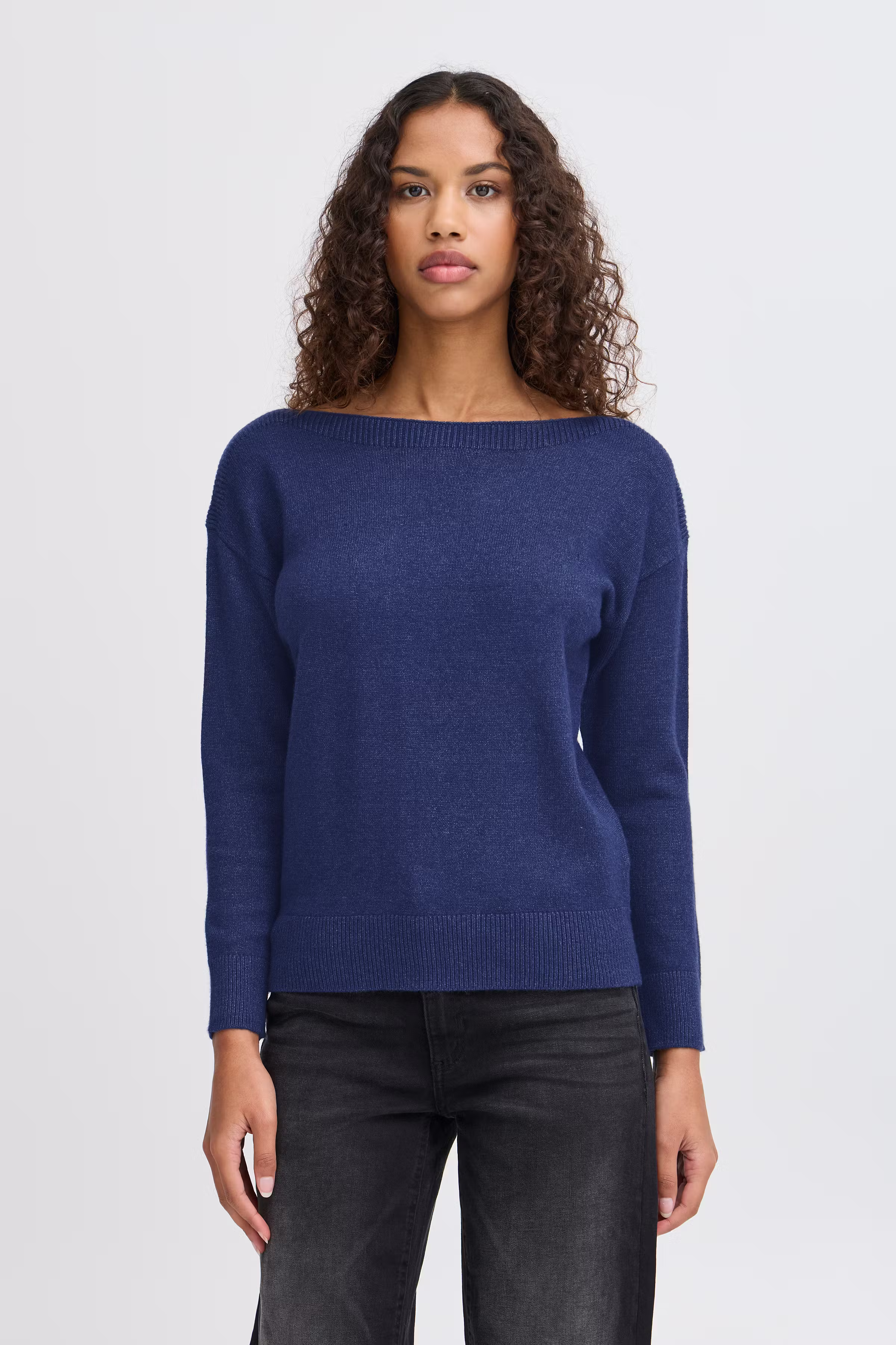 IHSELLA Pullover LOOKBOOK FRONT 20121291-193939