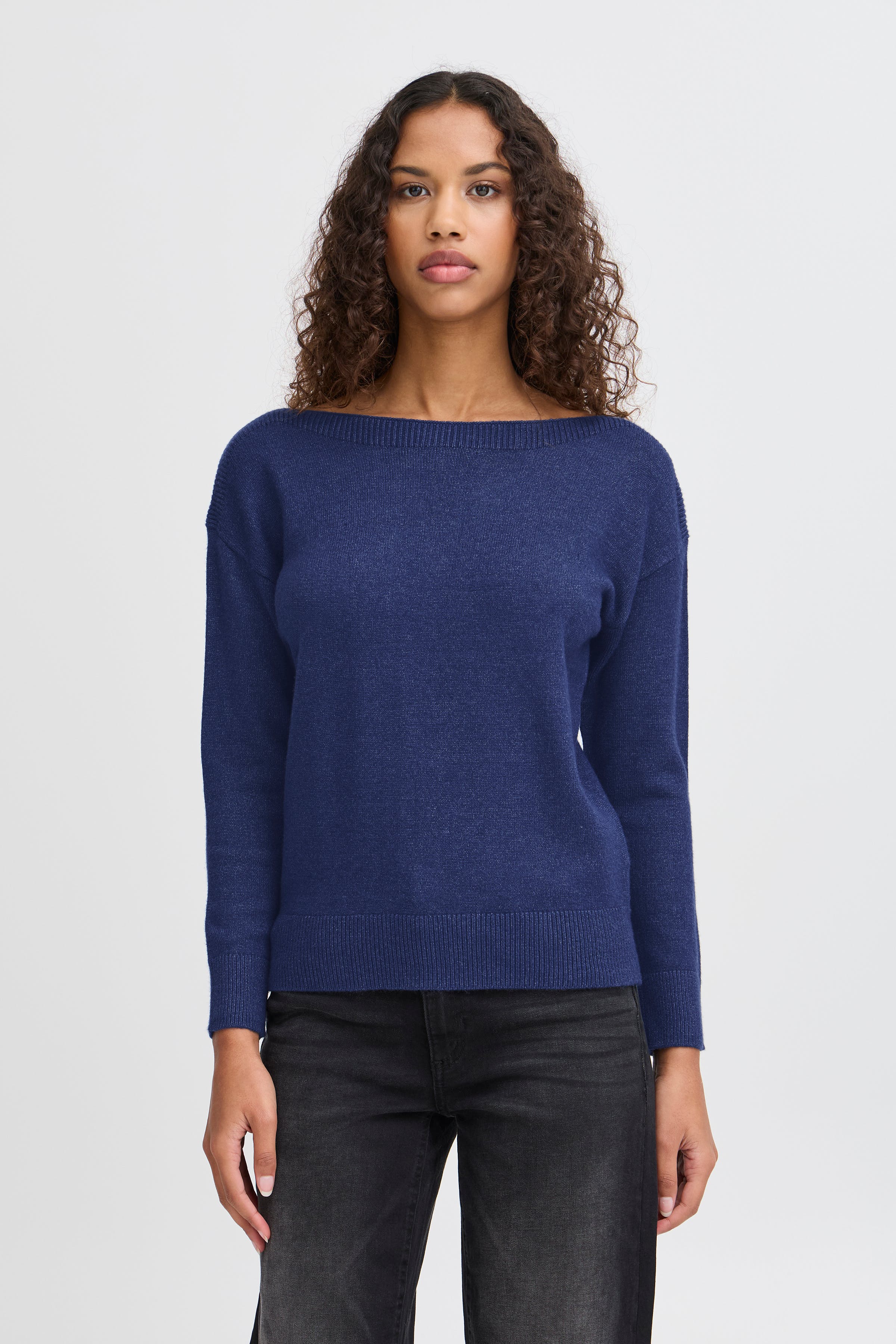 IHSELLA Pullover LOOKBOOK FRONT 20121291-193939