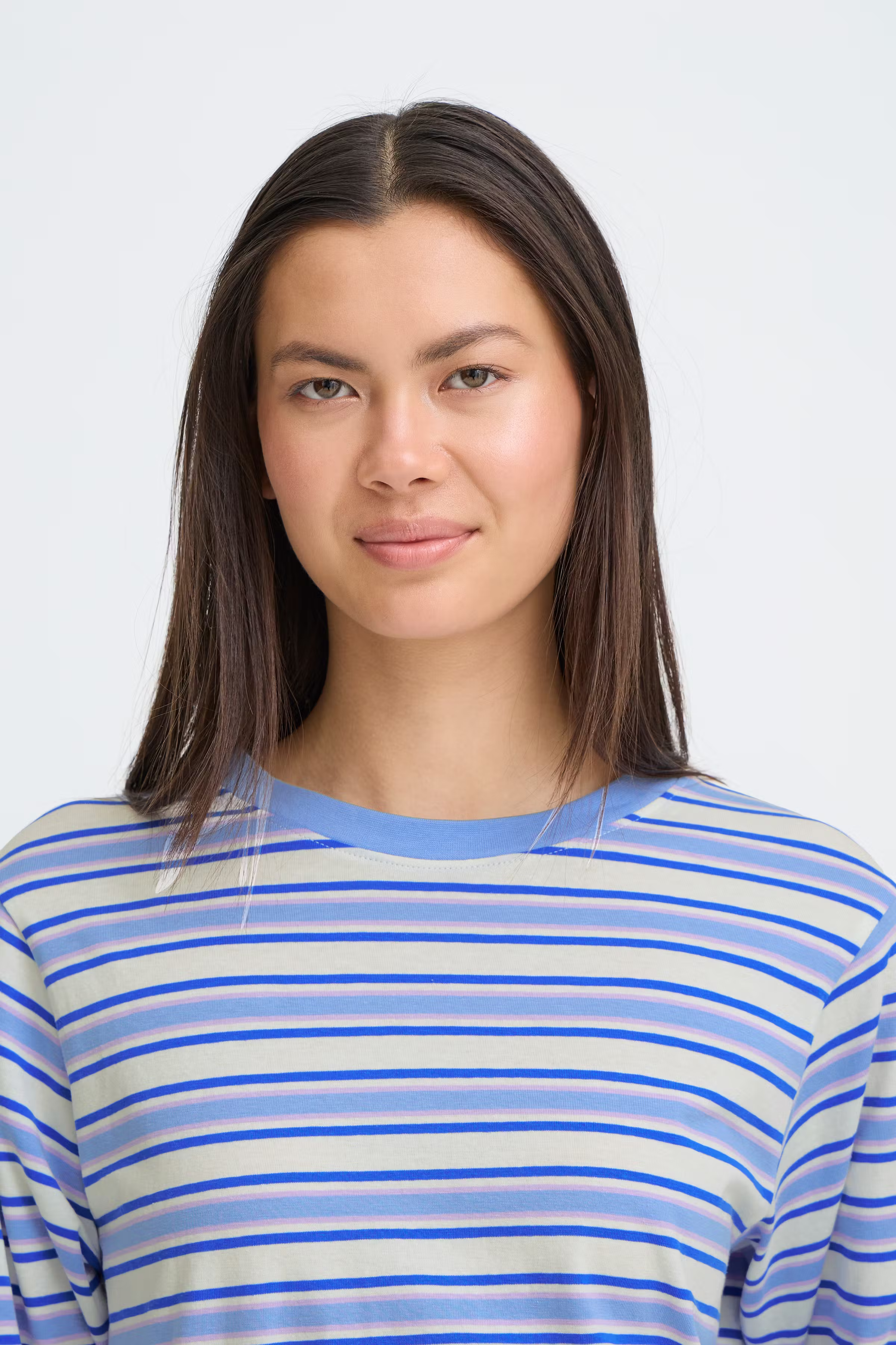 IHMIRA T-shirt LOOKBOOK DETAIL 20125009-900003454