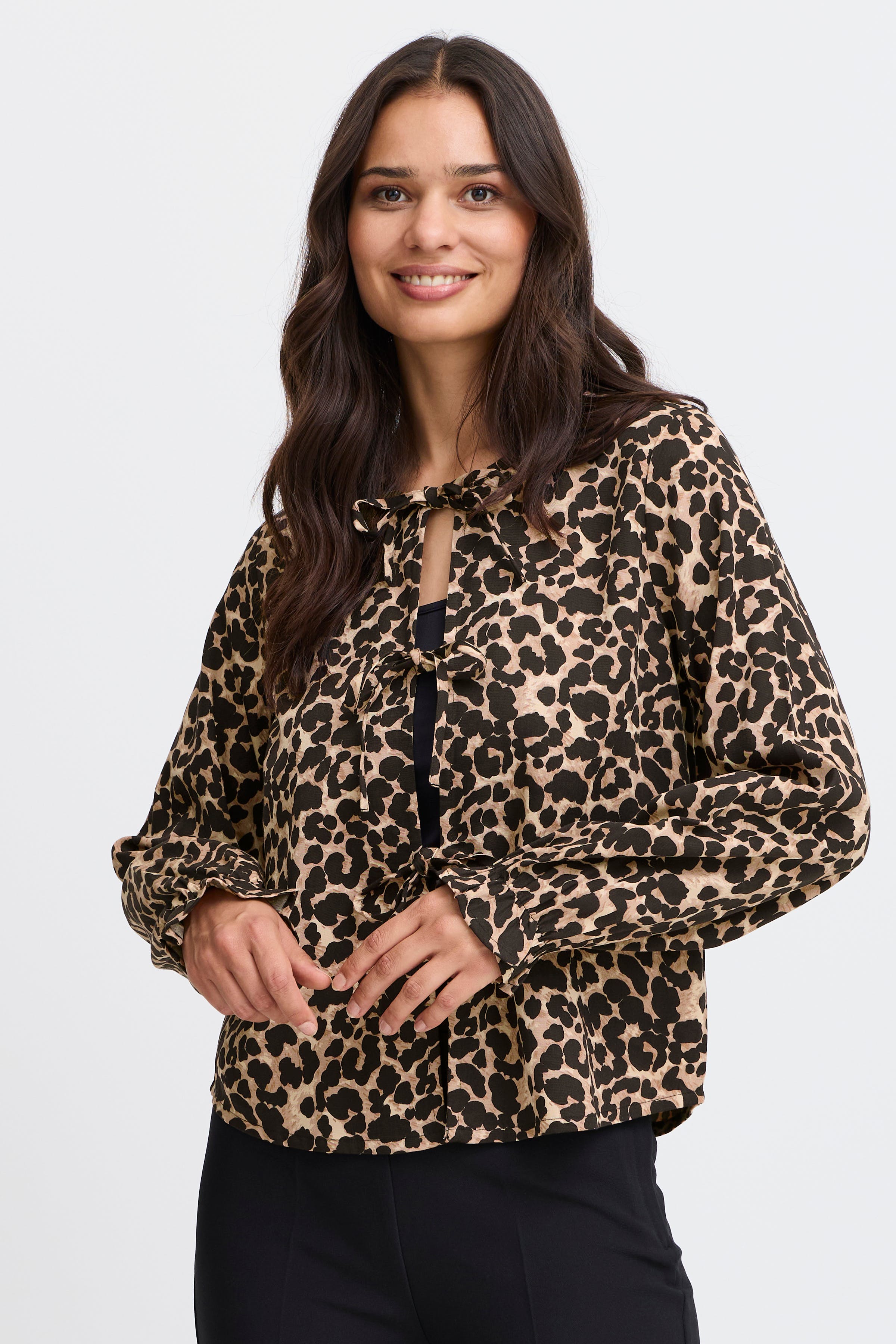 FXCATALIA Shirt LOOKBOOK FRONT 20616116-205123