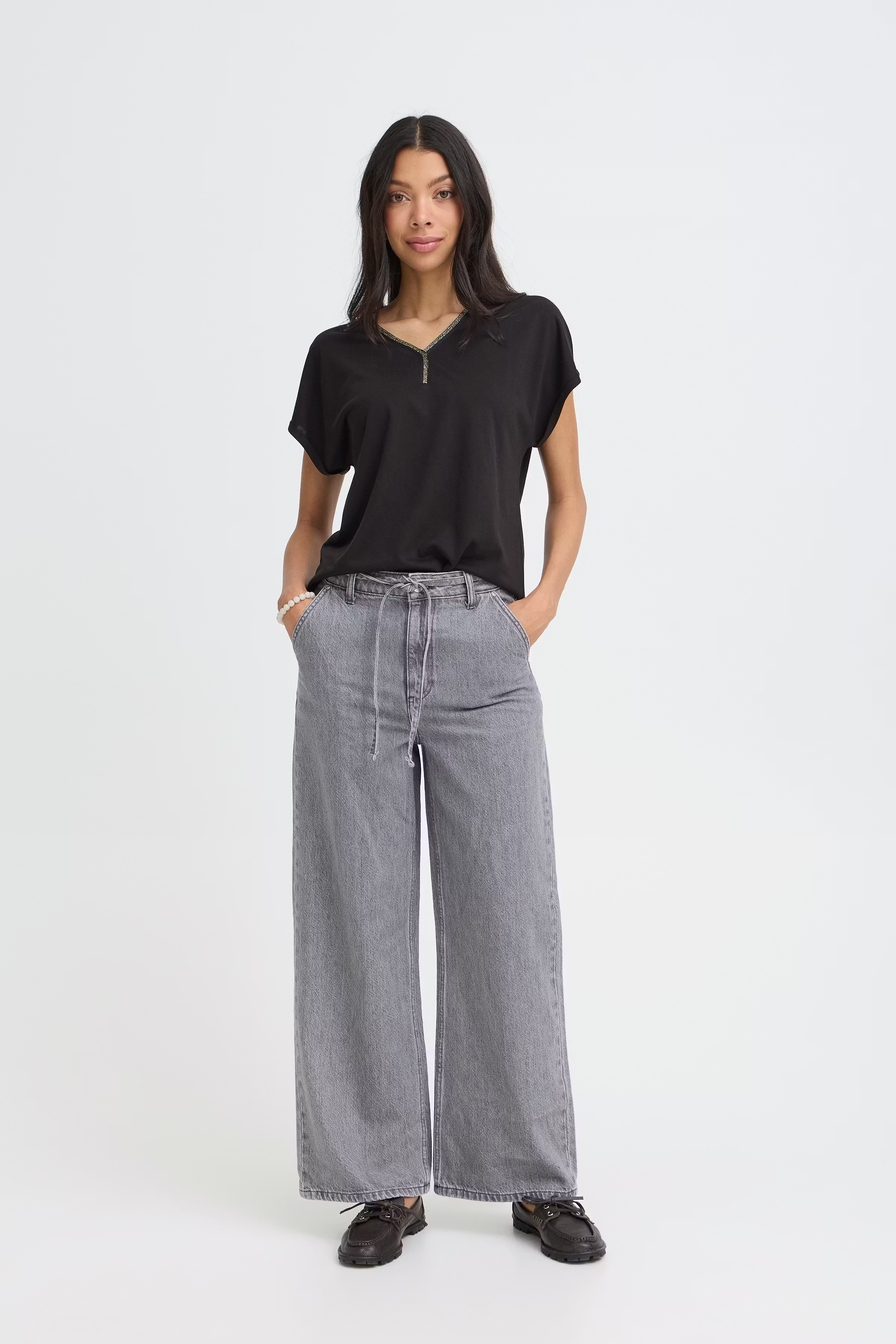 BYPAREESA T-shirt LOOKBOOK FRONT 20818418-194008