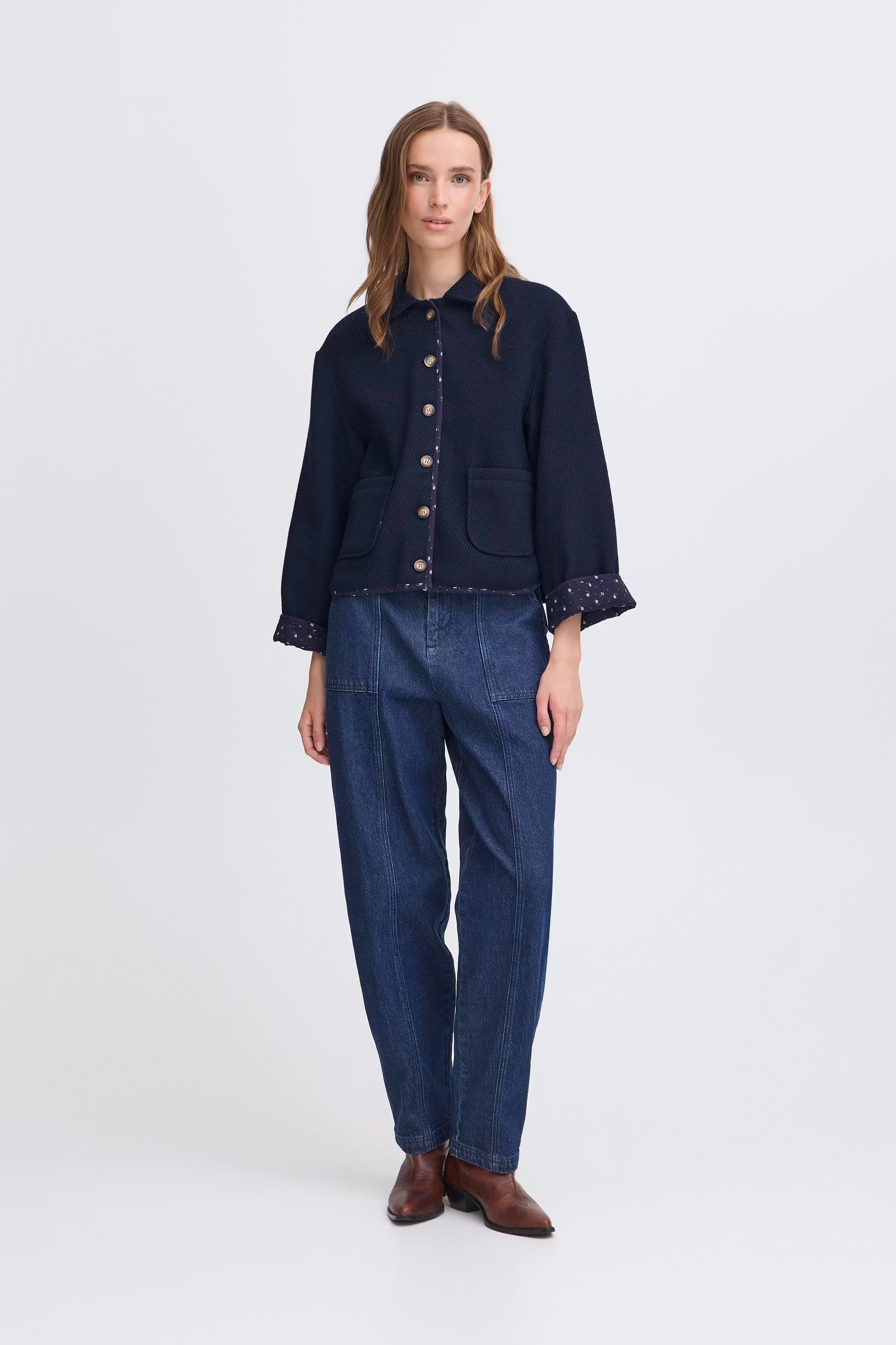 IRCASSIE Coat LOOKBOOK FRONT 20124251-193922