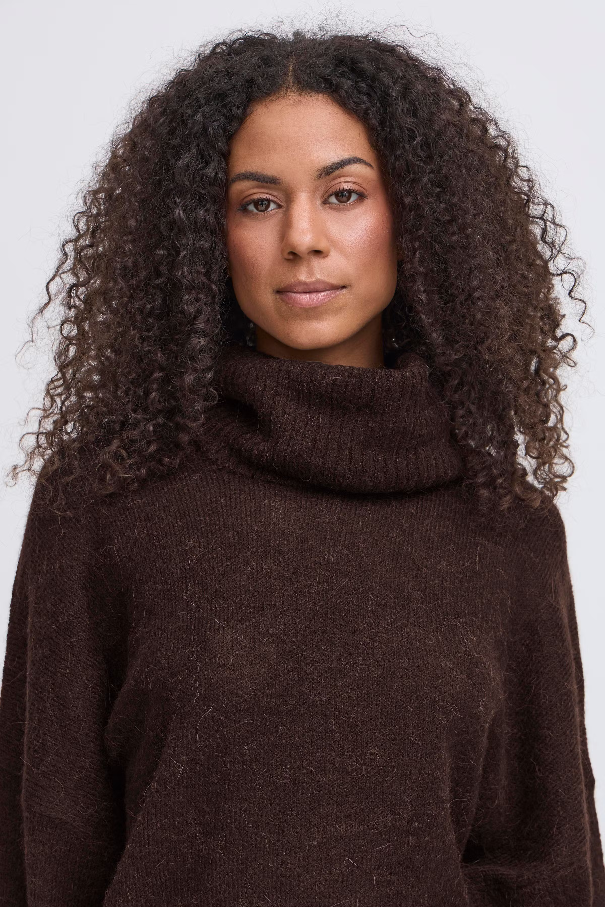 IHKAMARA Pullover LOOKBOOK DETAIL 20121996-191109