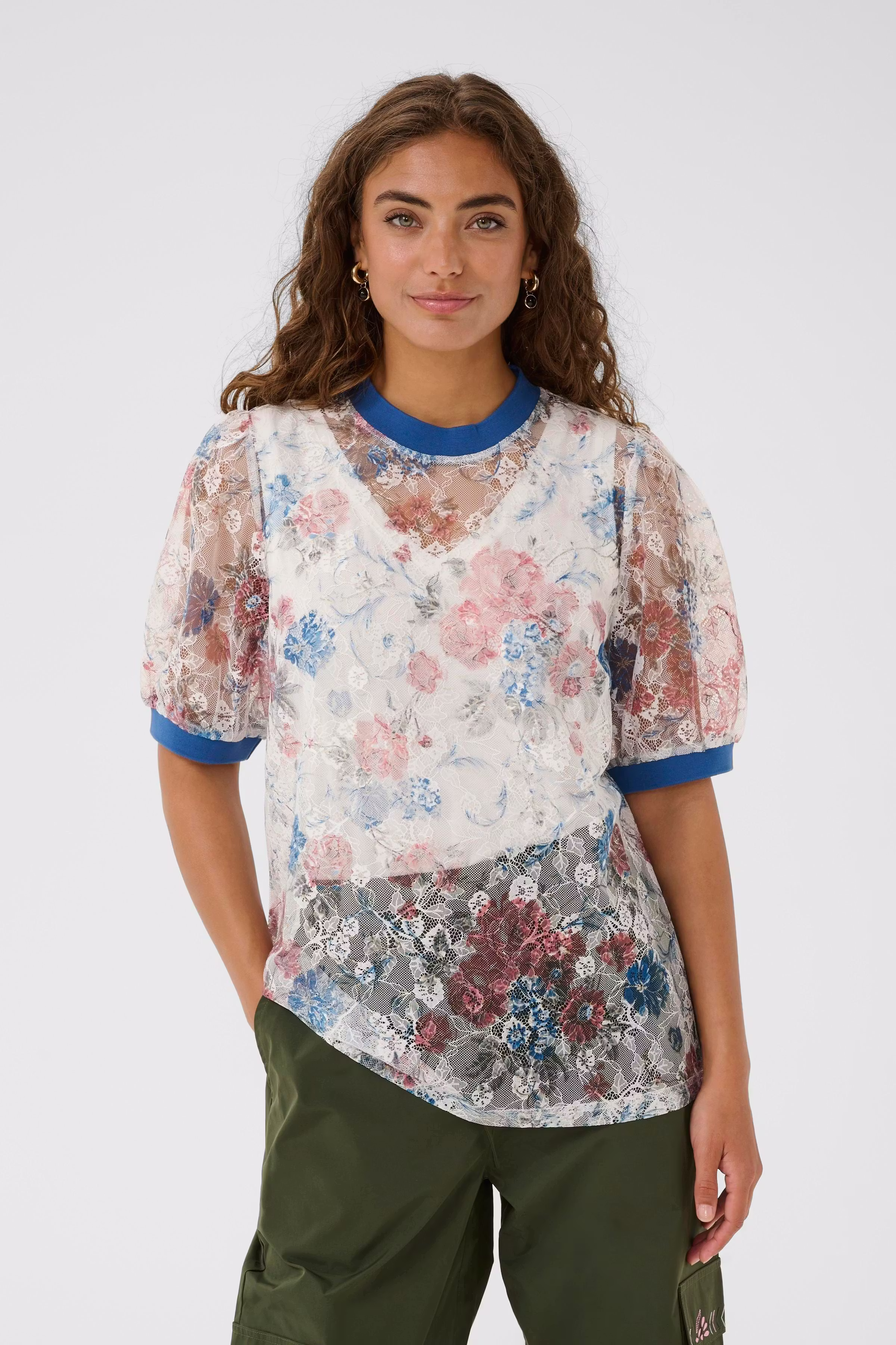 CUhyndi Blondebluse LOOKBOOK FRONT 50113193-109479